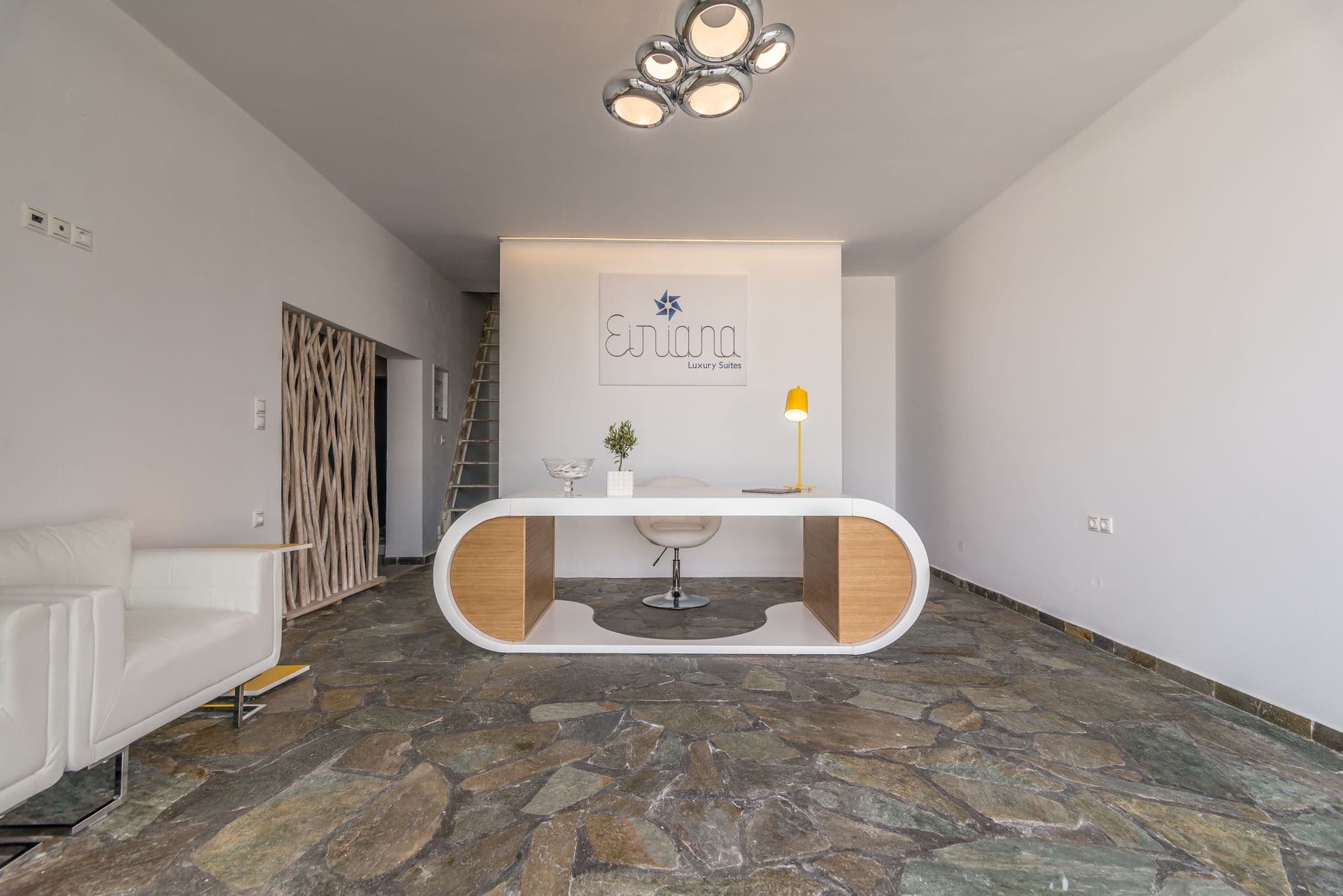 properties-EIRIANA-4.jpg