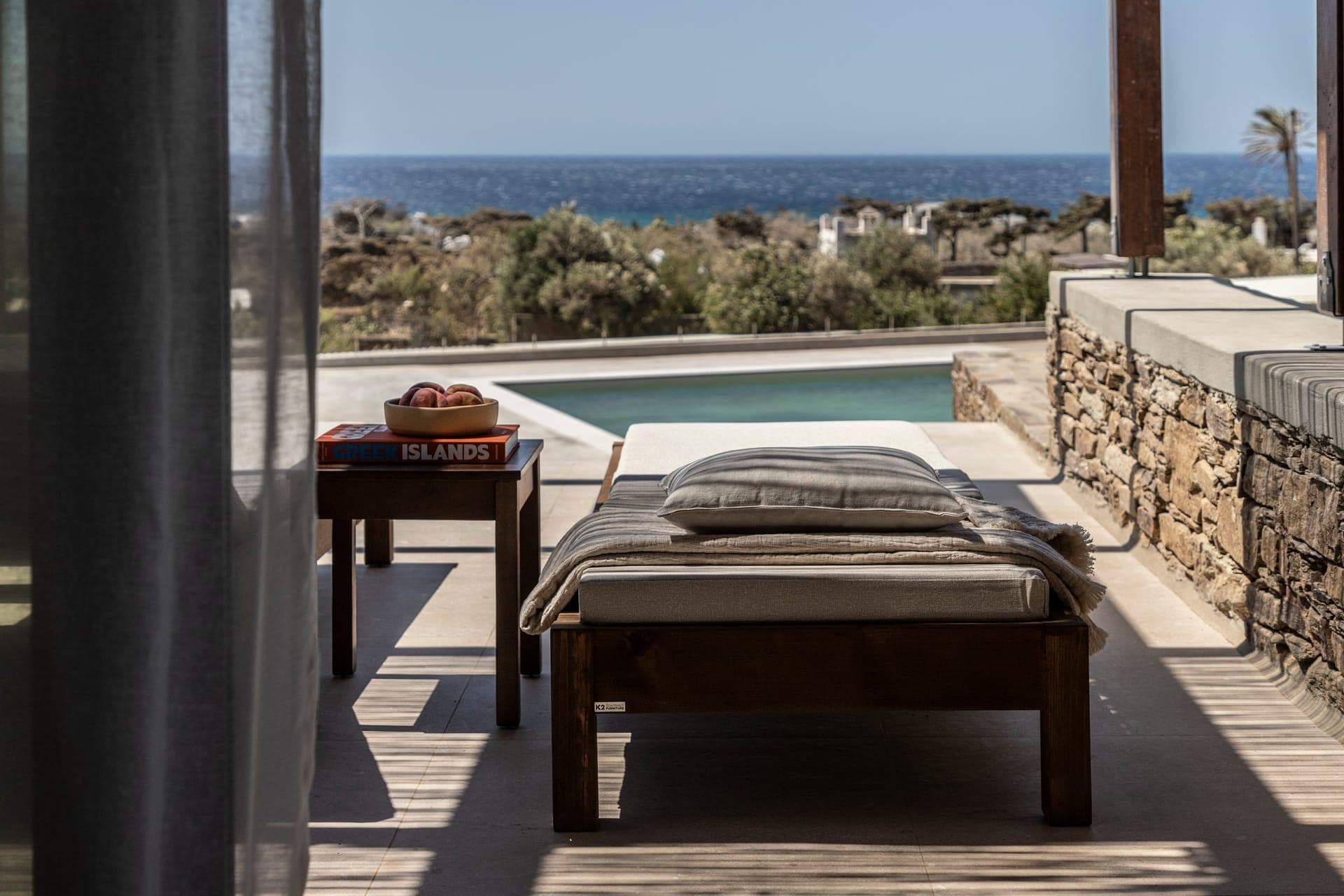 properties-ELATINOS-0.jpg