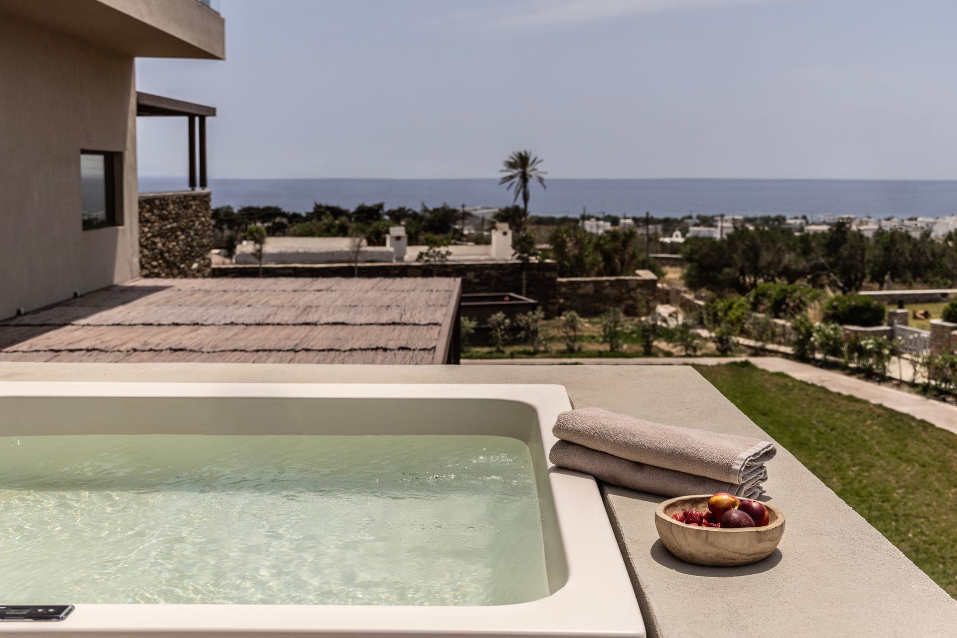 properties-ELATINOS-2.jpg