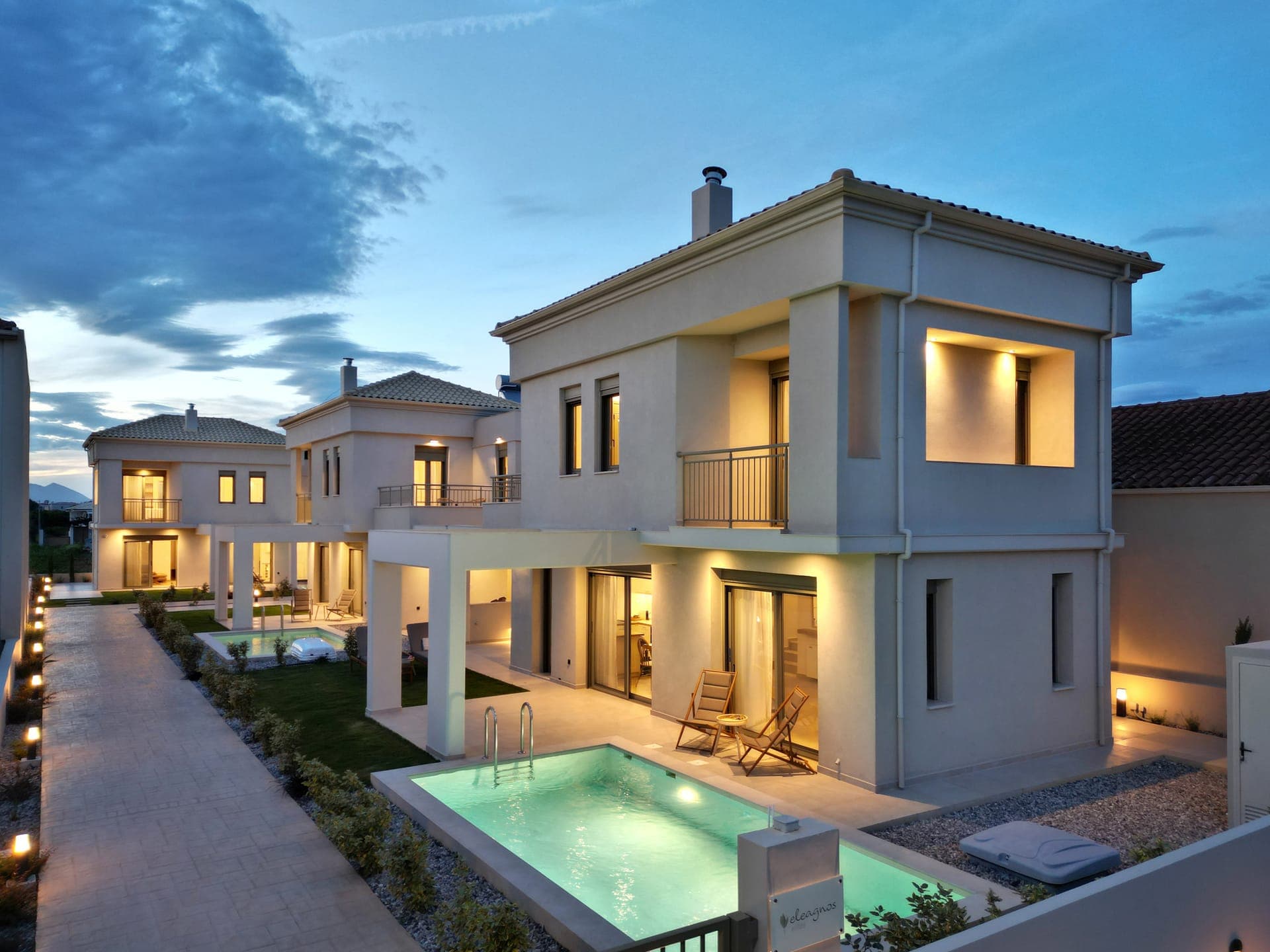 properties-ELEAGNOS-0.jpg