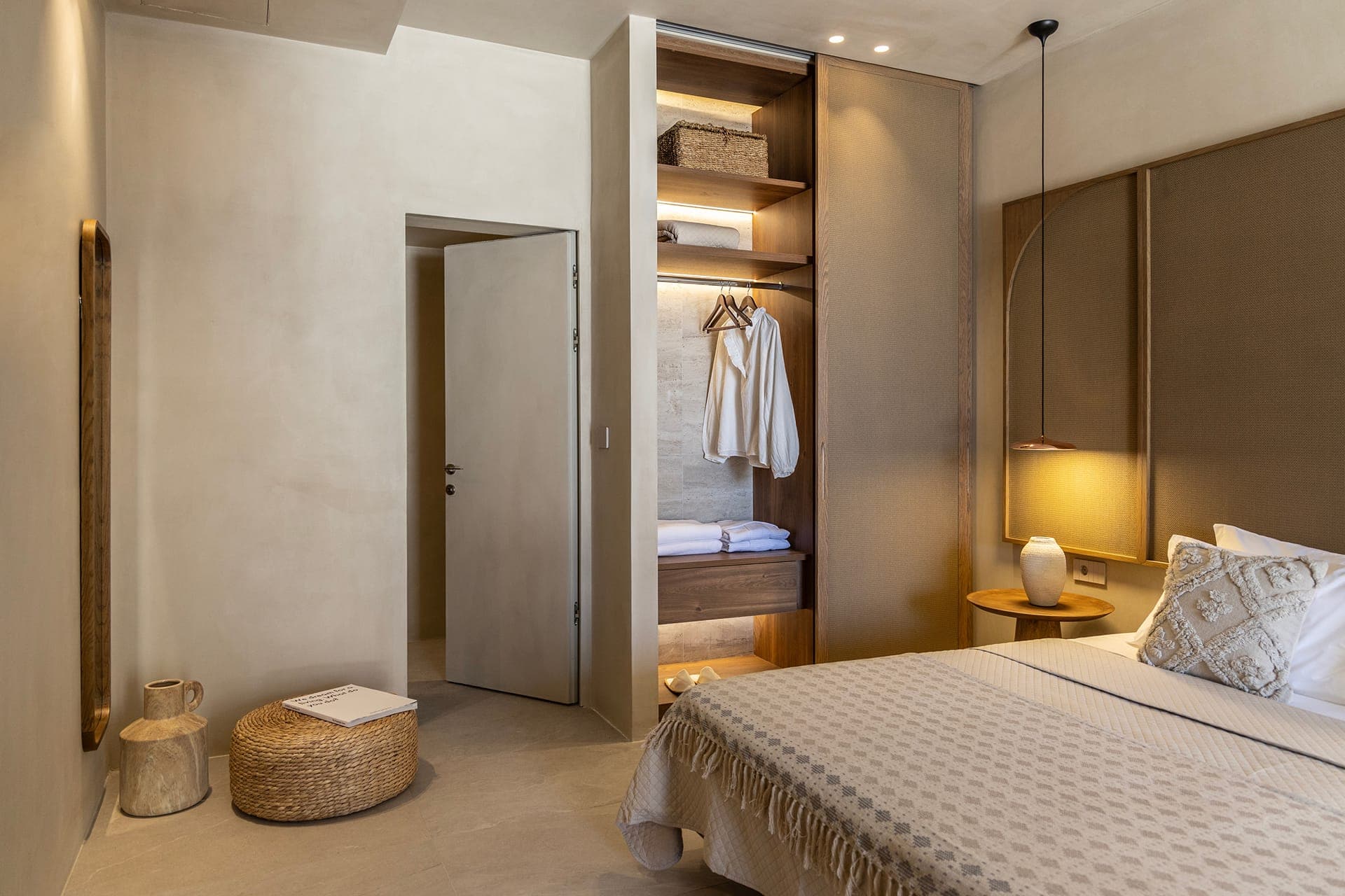 properties-ELEALUX-0.jpg