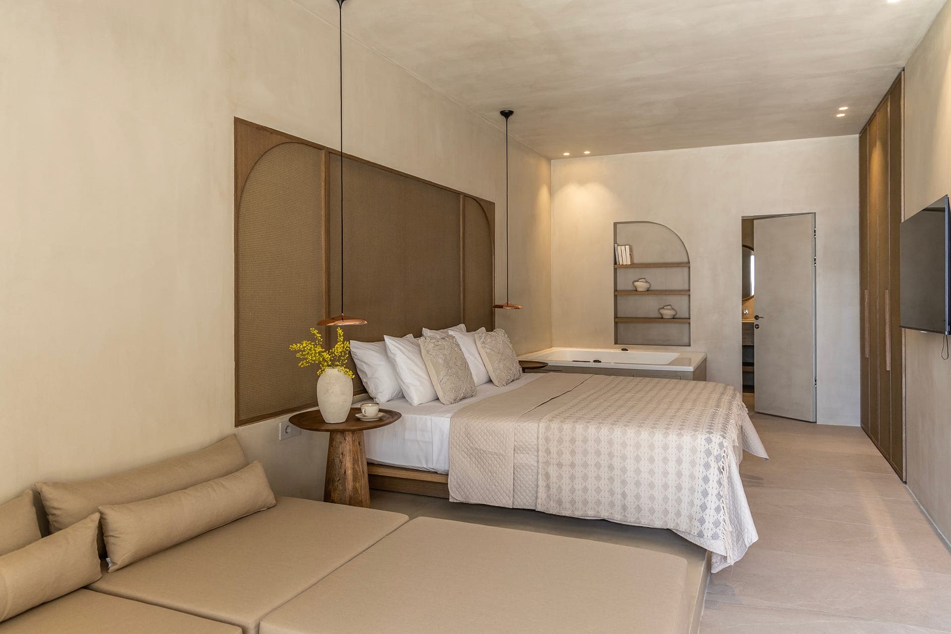 properties-ELEALUX-1.jpg