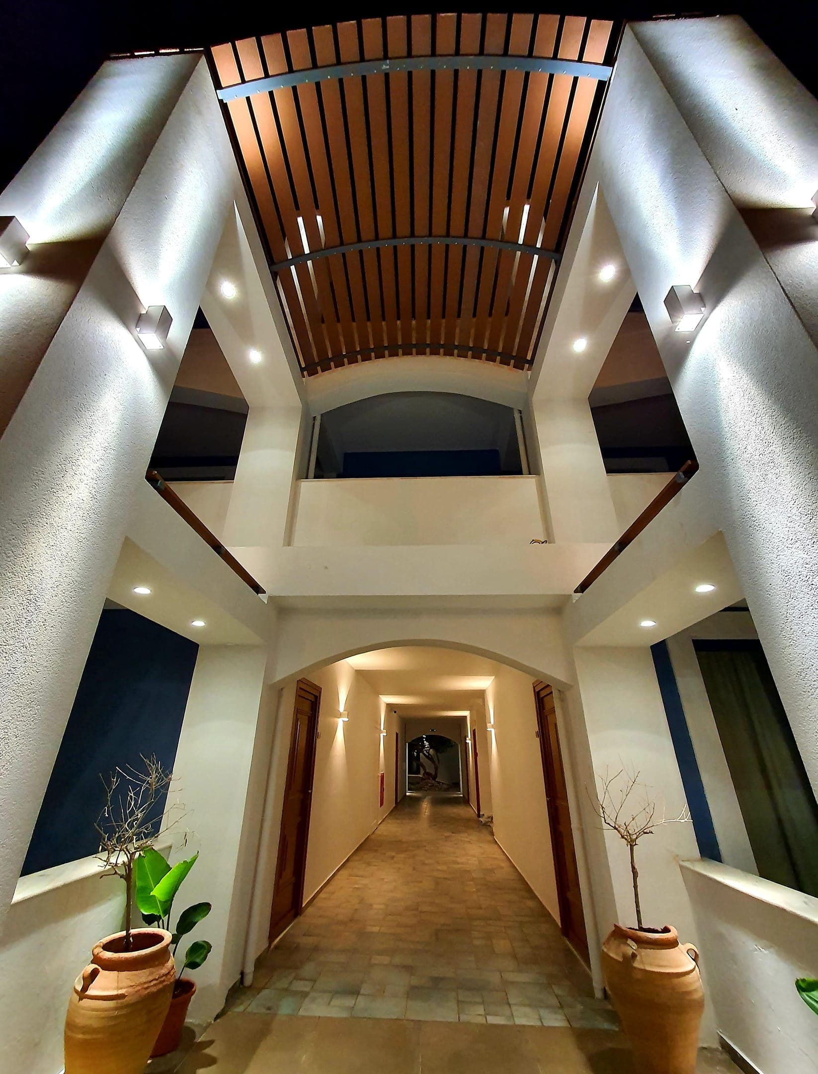 properties-ELENIBHOT-2.jpg