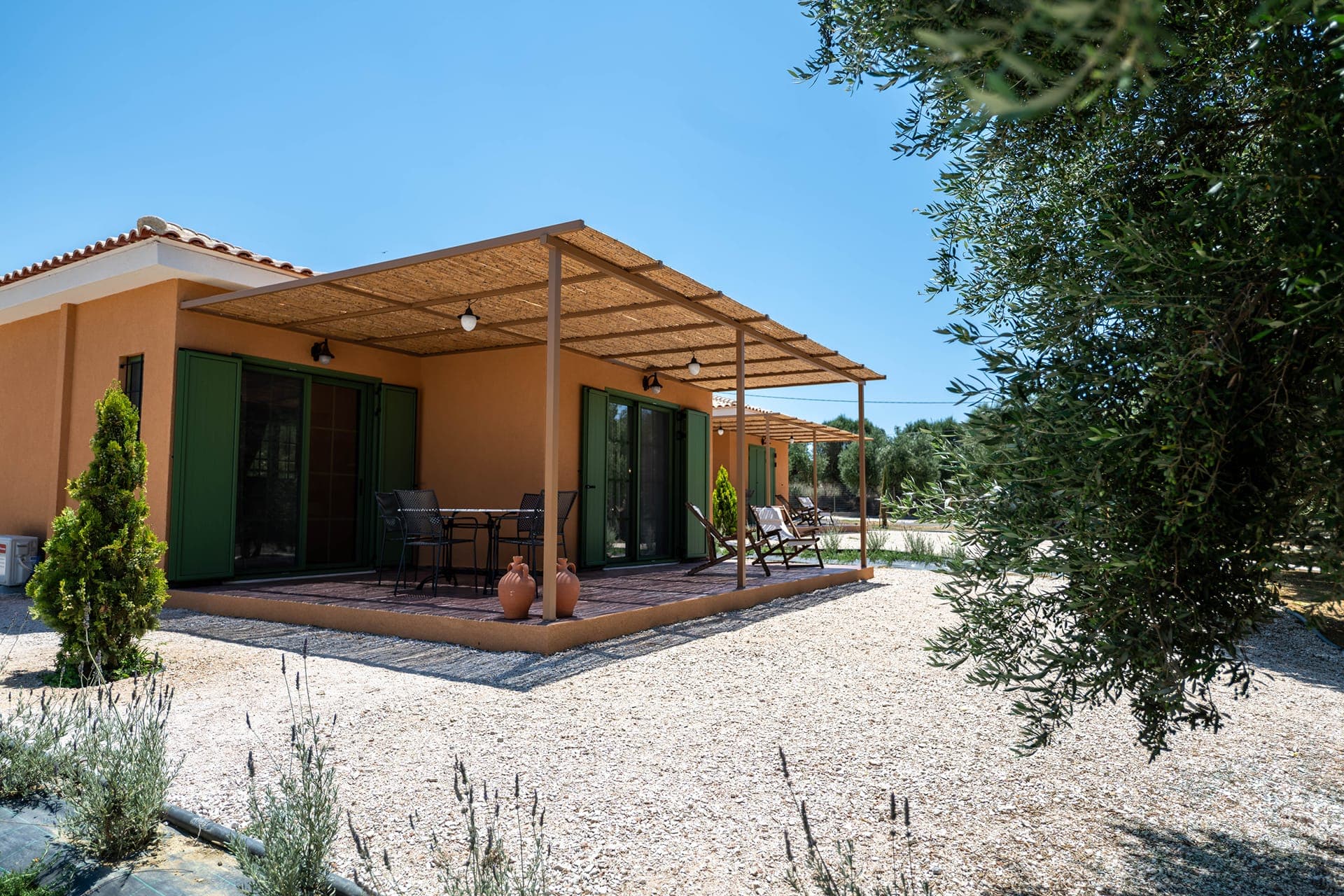 properties-ELEONOLIVE-2.jpg