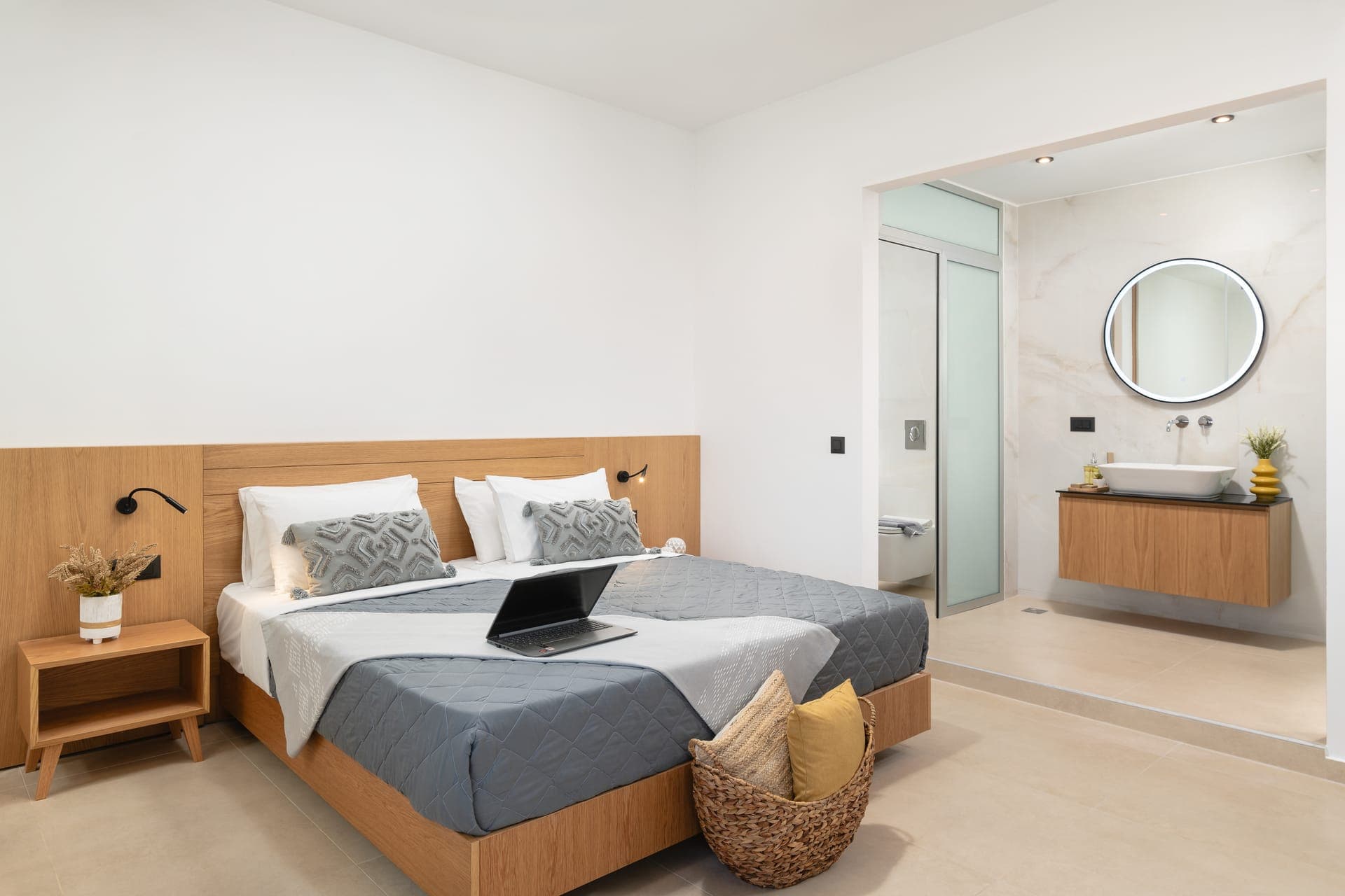 properties-ELIACITYAP-2.jpg