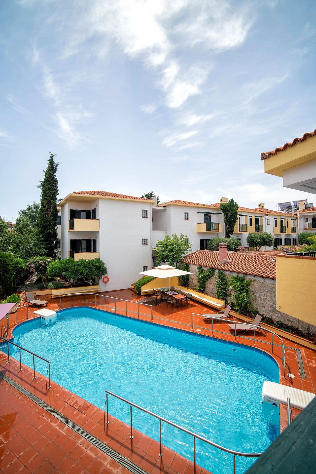 properties-ELIAHOLID-4.jpg