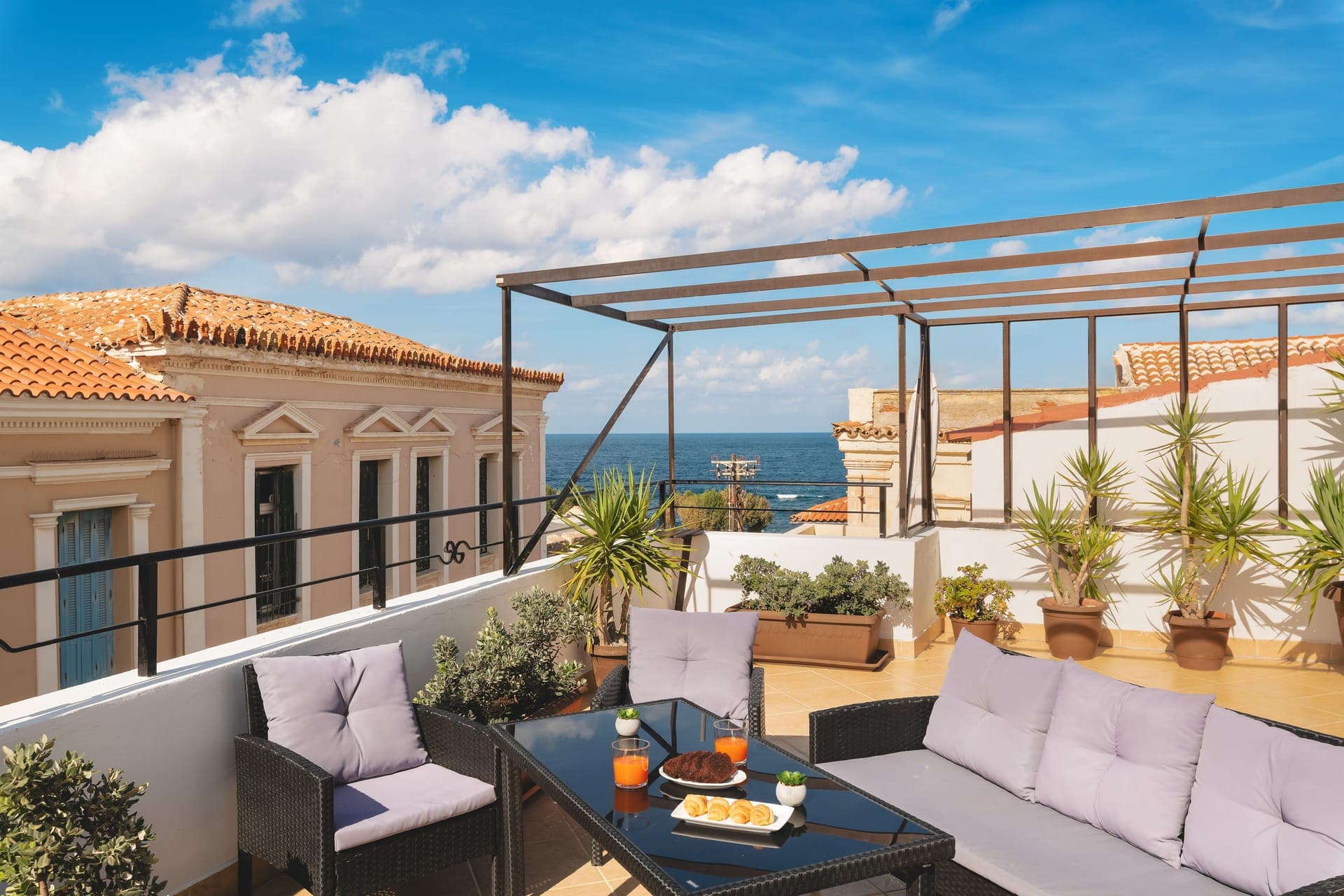 properties-ELIAPALAZO-0.jpg