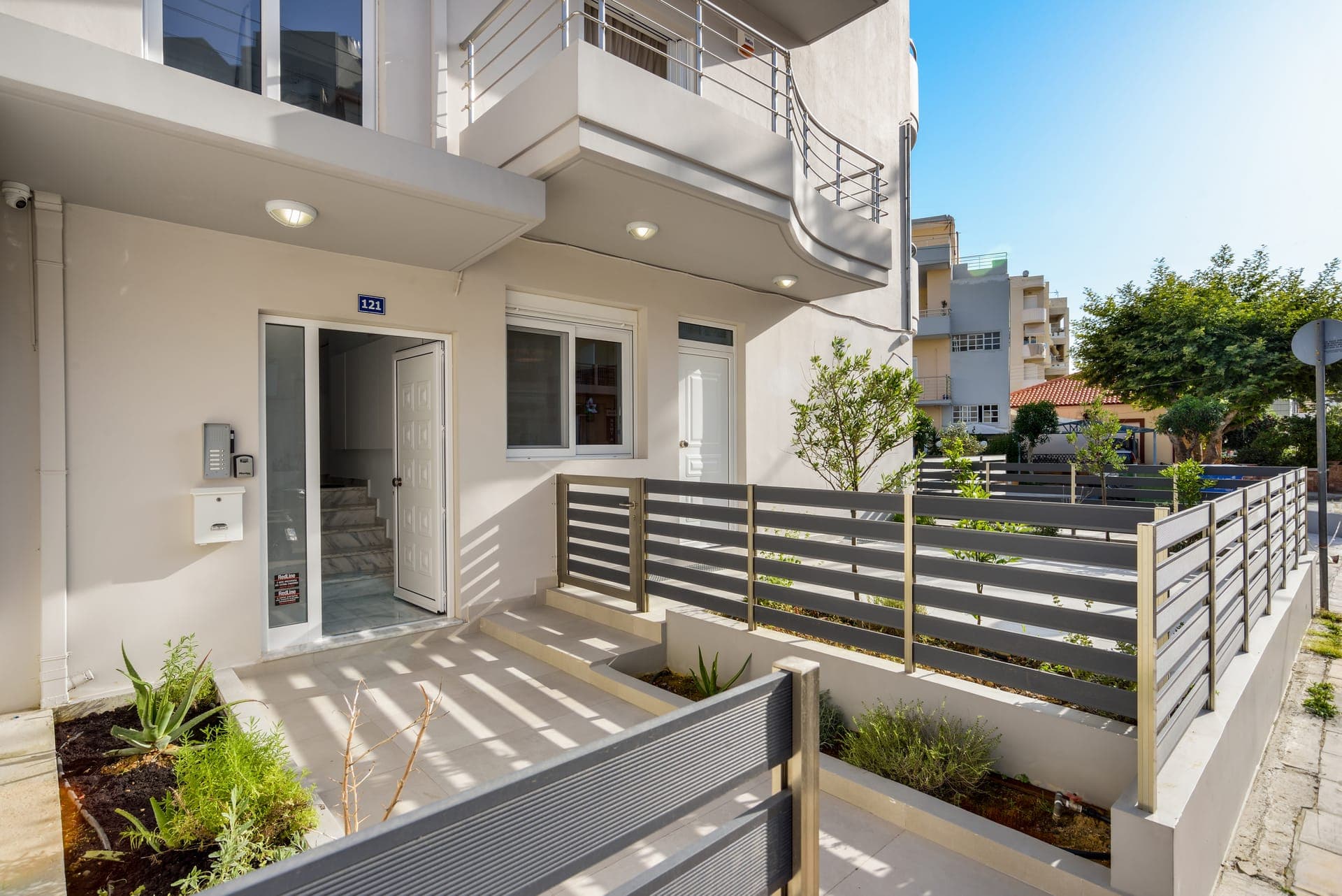 properties-ELIARESCHA-0.jpg