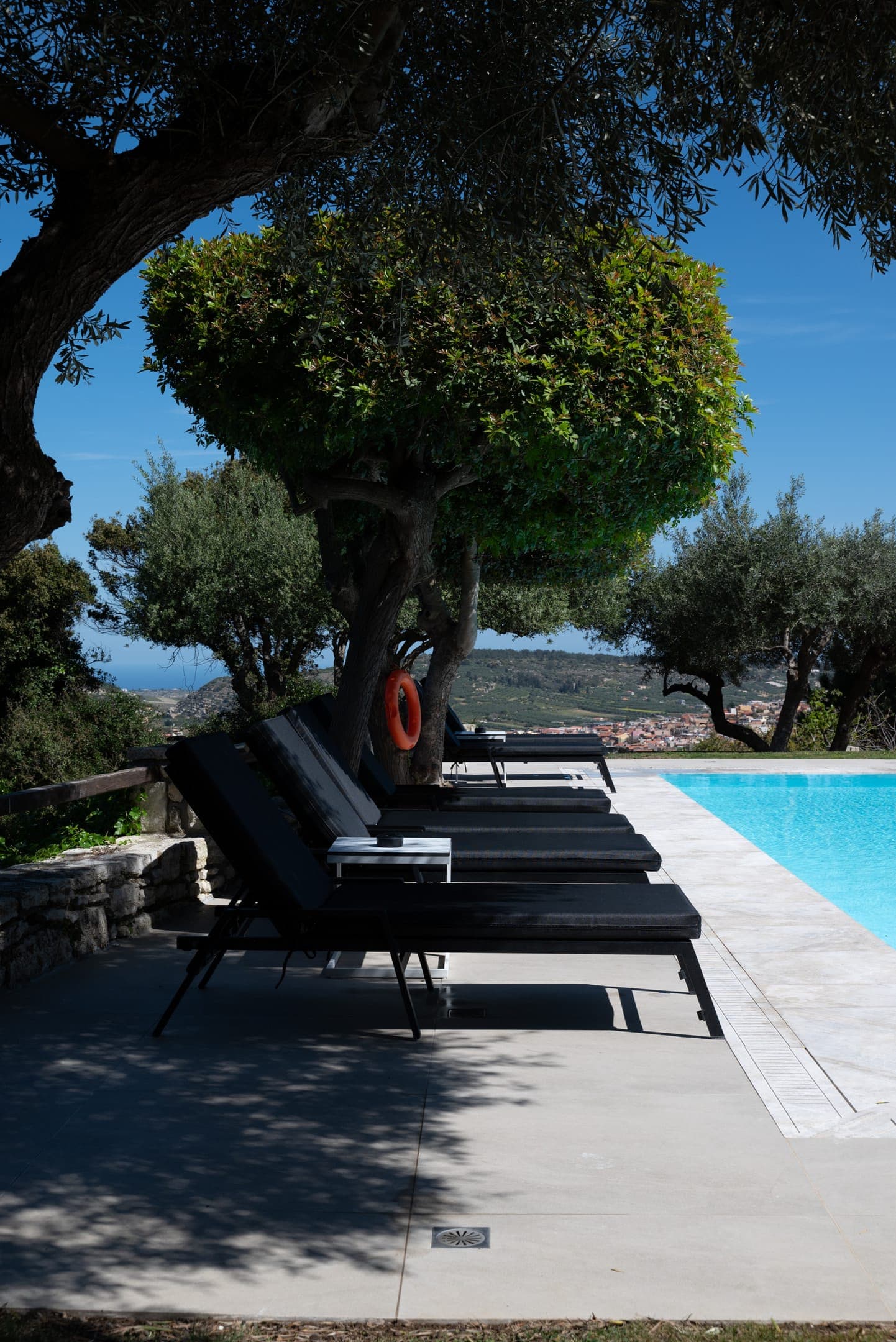 properties-ELIATHOS-4.jpg
