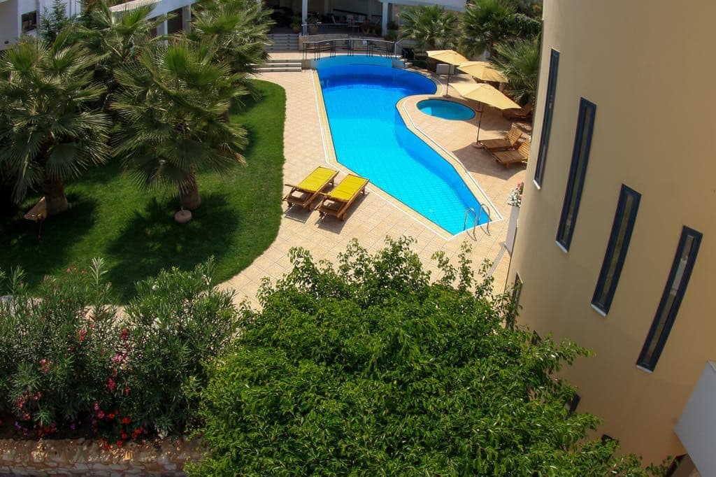 properties-ELIZASUITE-1.jpg