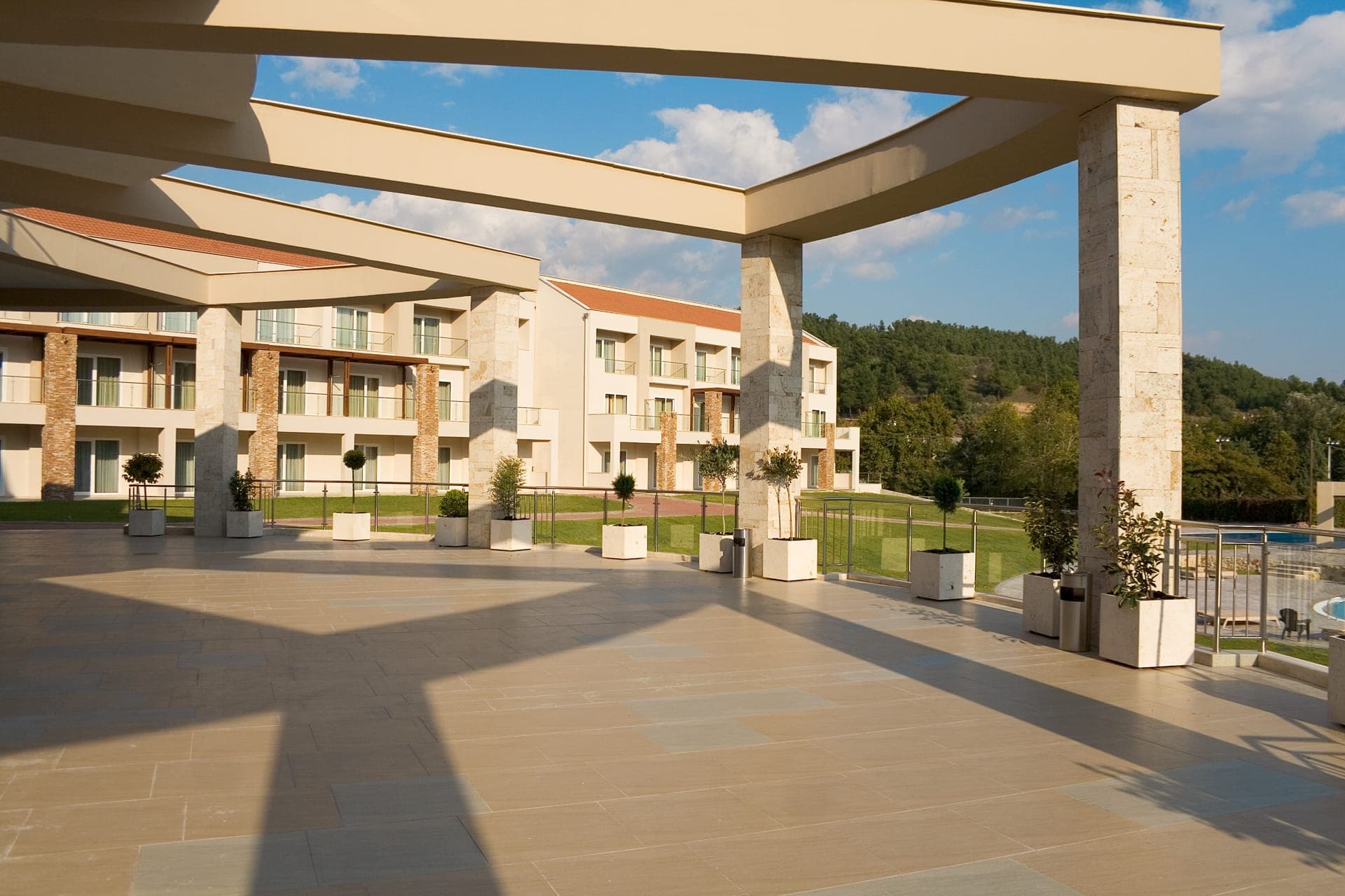 properties-ELPIDARS-1.jpg