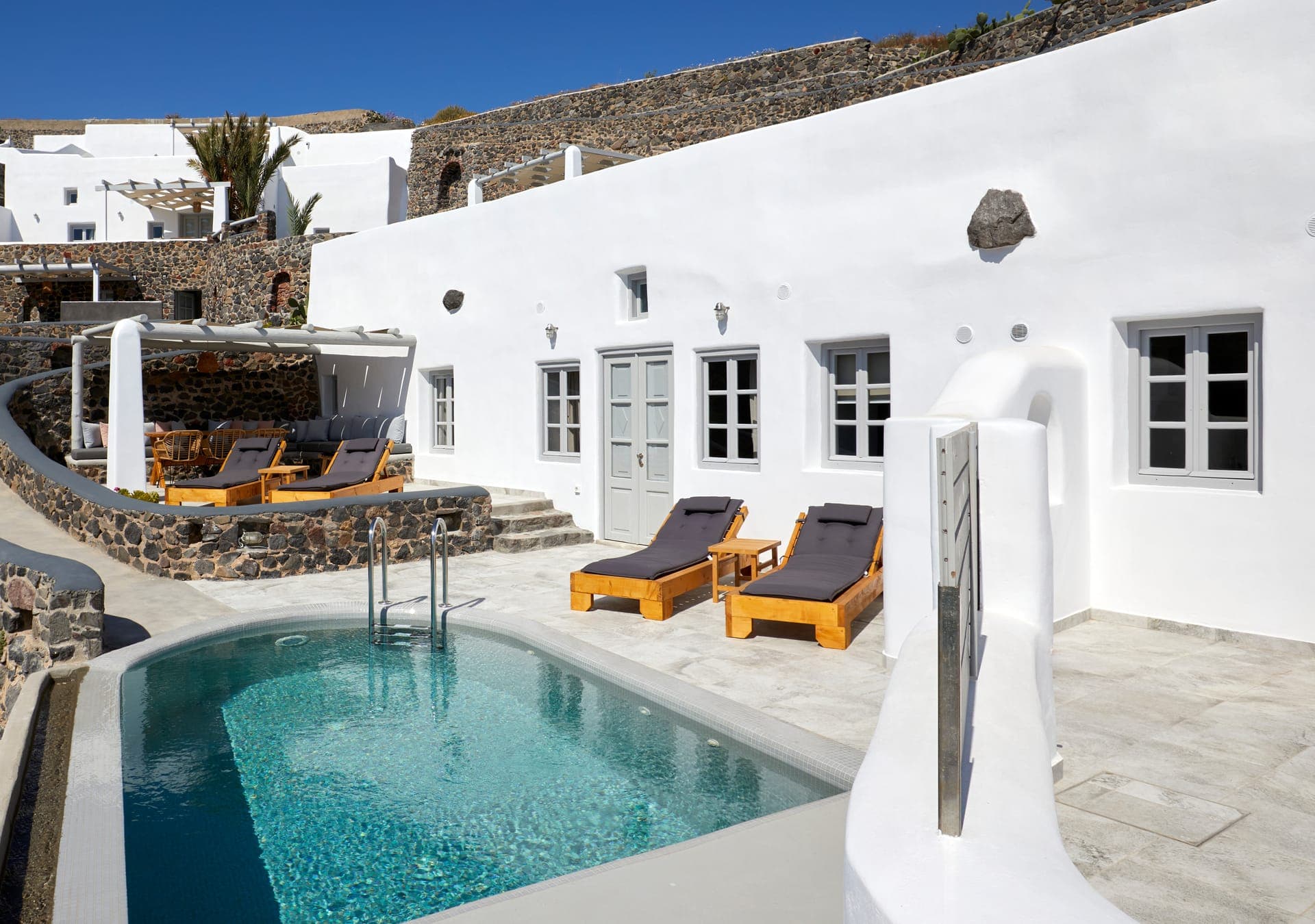 properties-ELVERANO-3.jpg
