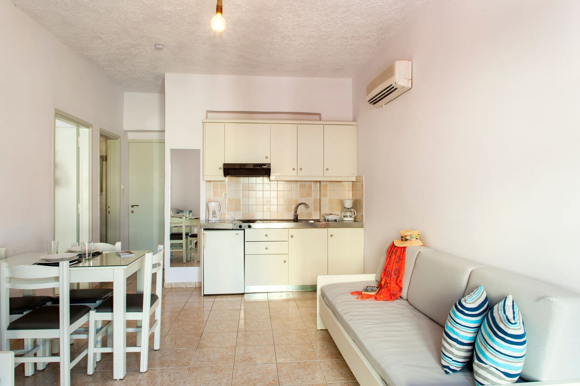 properties-ELYCHRYSON-3.jpg