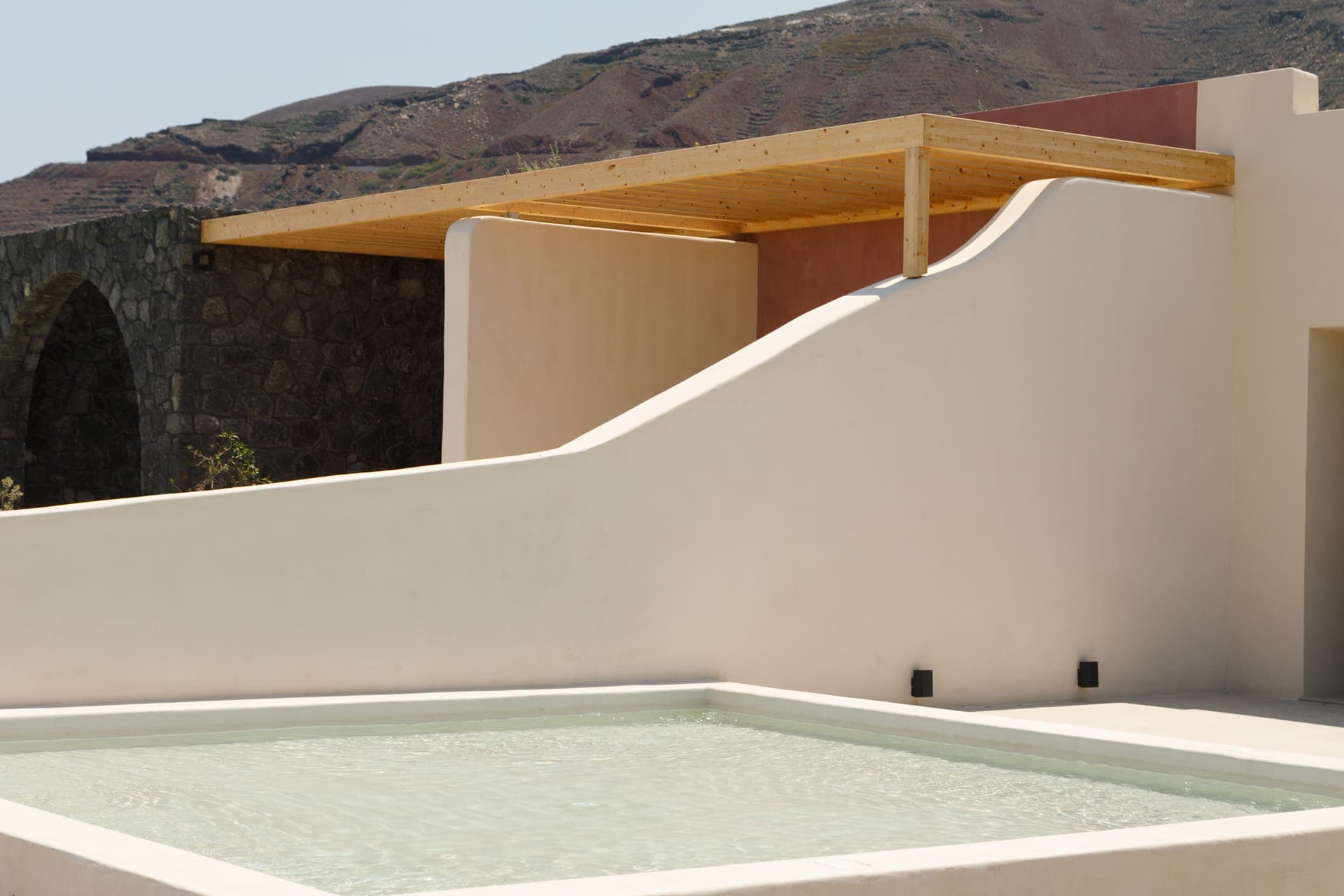 properties-ELYRETREAT-4.jpg