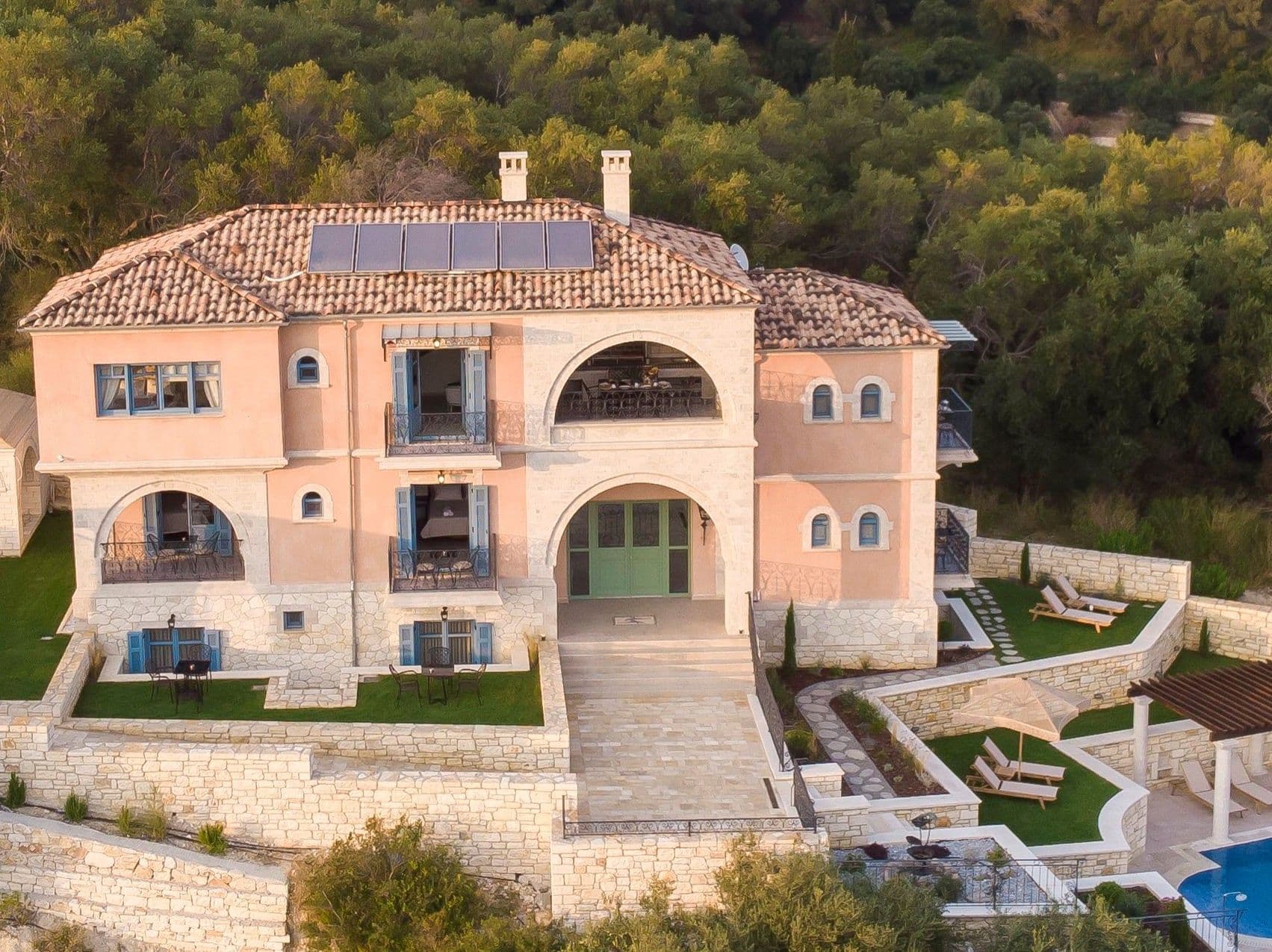 properties-ELYSIUMPAR-1.jpg