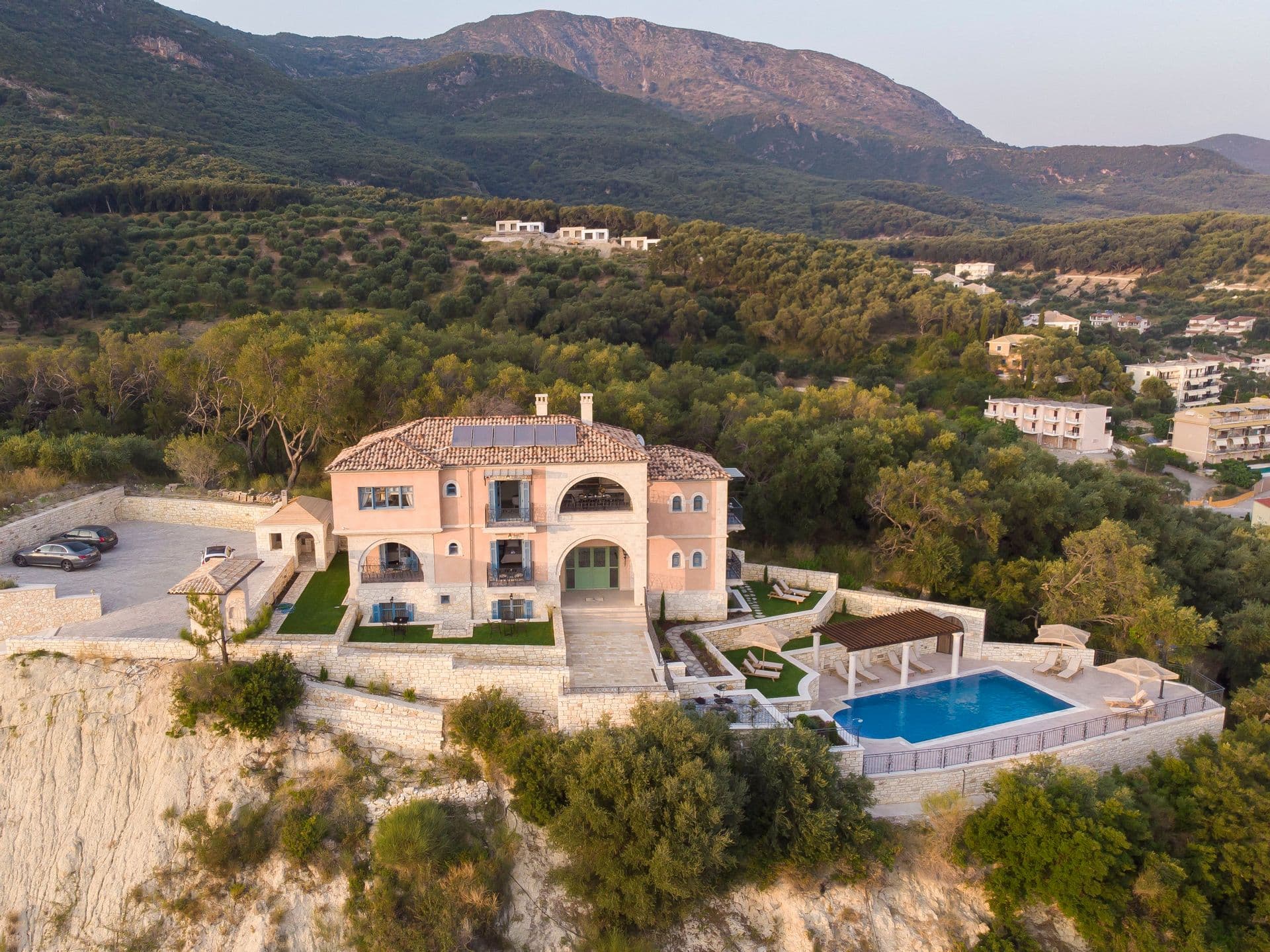 properties-ELYSIUMPAR-2.jpg