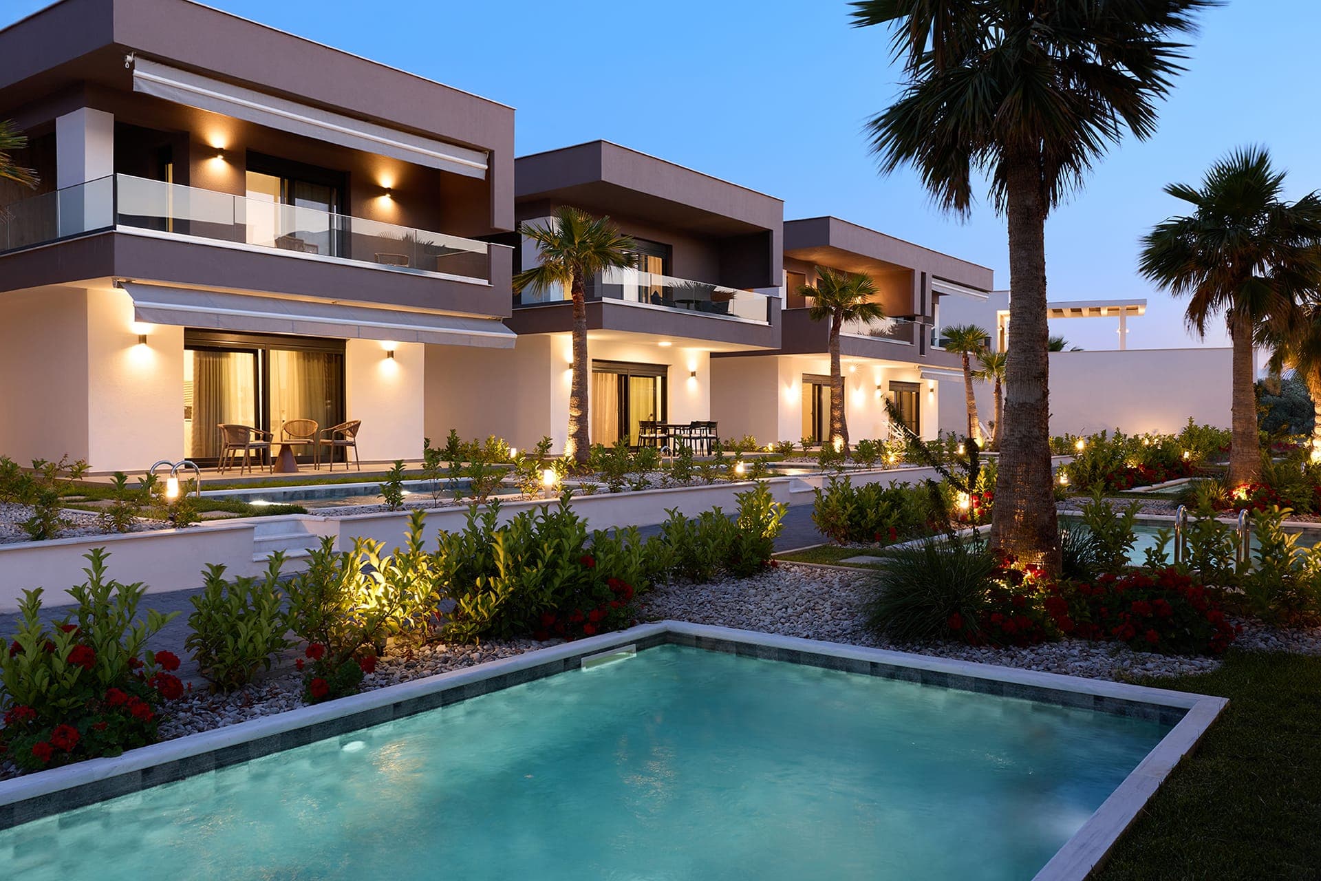 properties-EMERALDISL-1.jpg