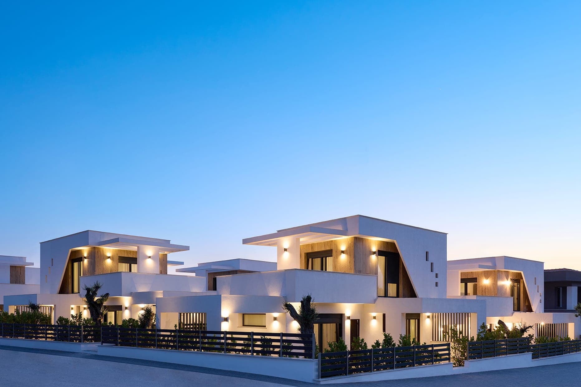 properties-EMERALDISL-2.jpg
