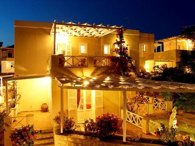 properties-EMILIA-1.jpg
