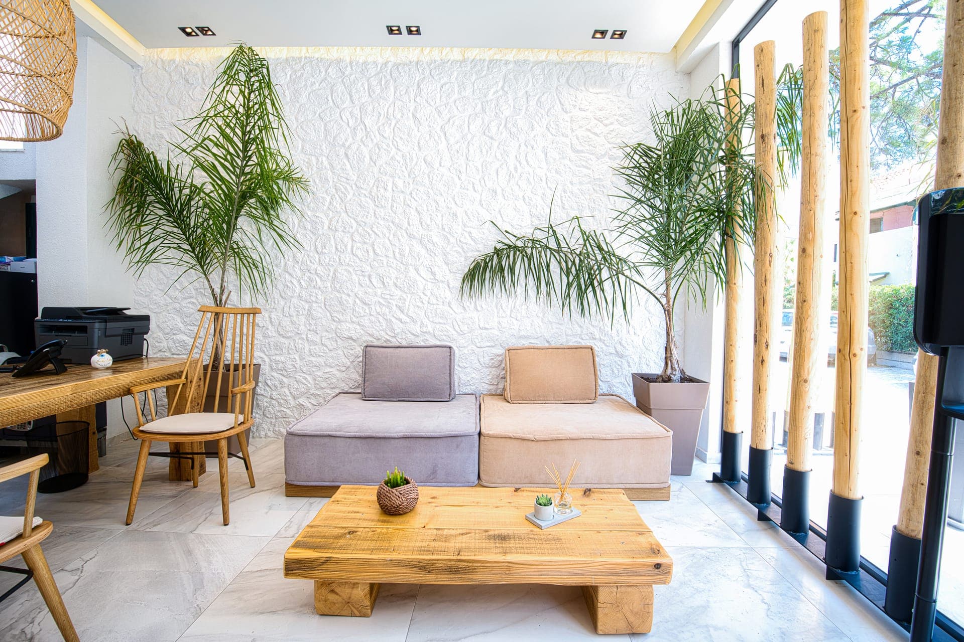 properties-EMILYLUXUR-1.jpg