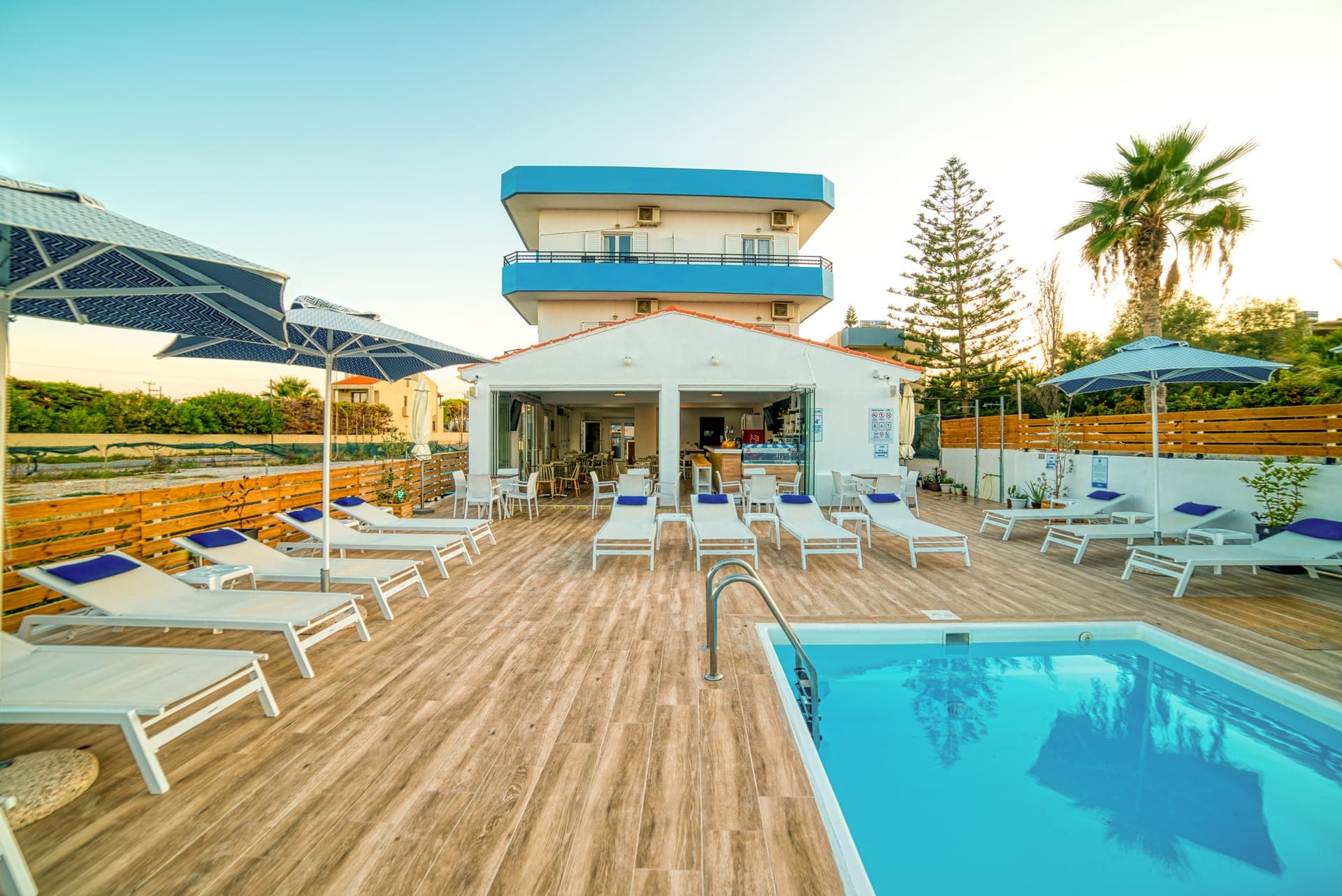 properties-EMISEASIDE-0.jpg