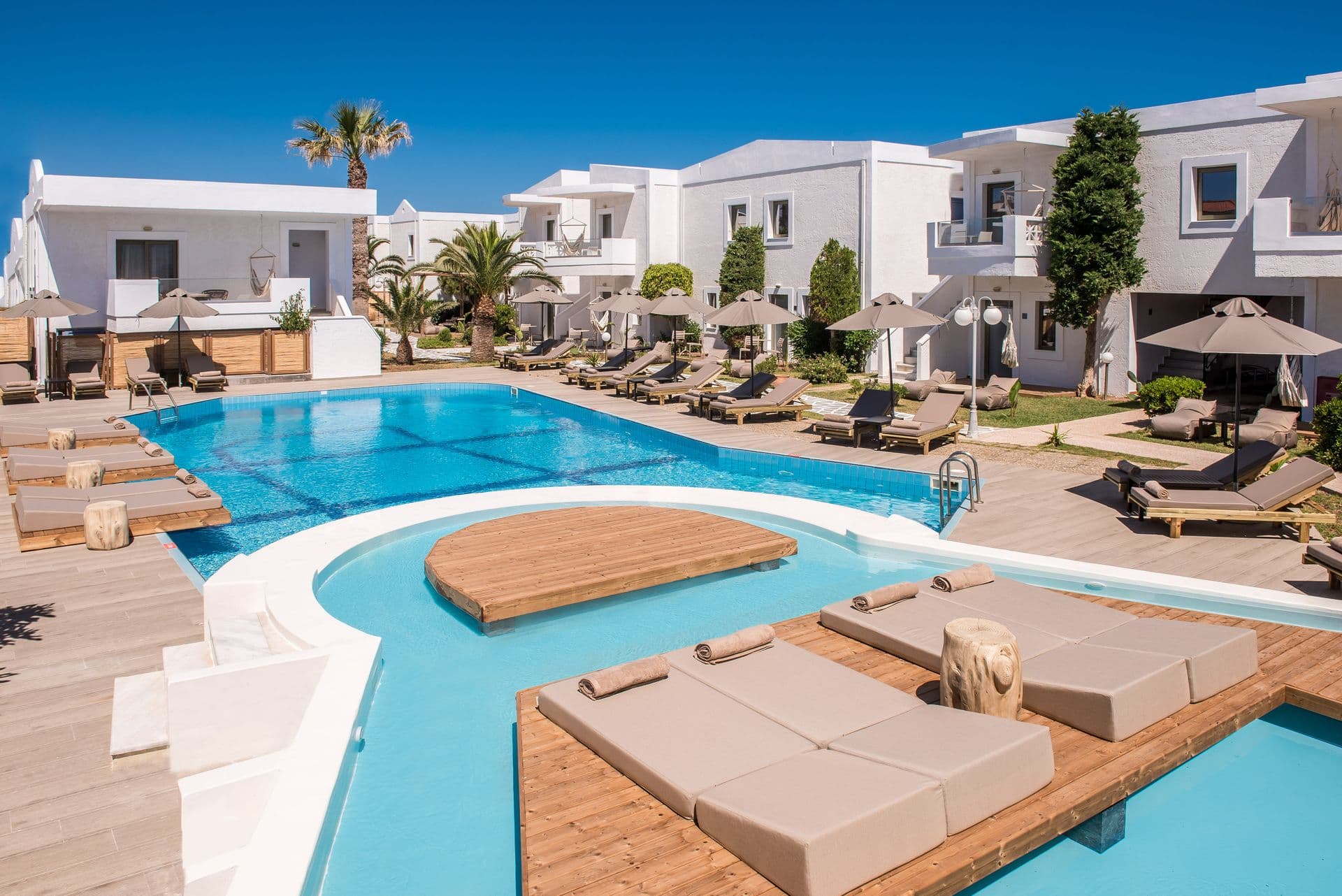 properties-ENORMEMAYA-0.jpg