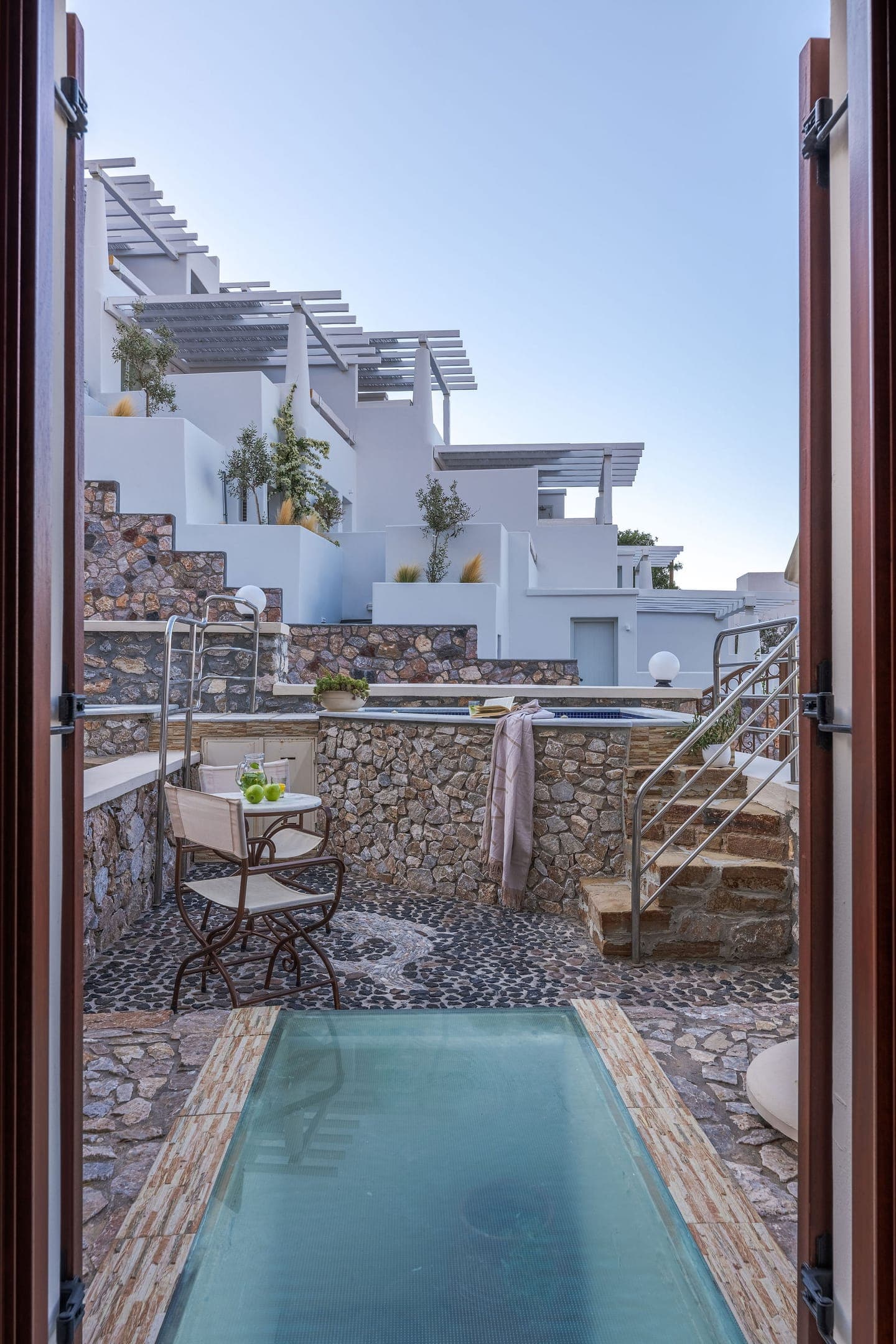 properties-EPAVLISJTR-3.jpg