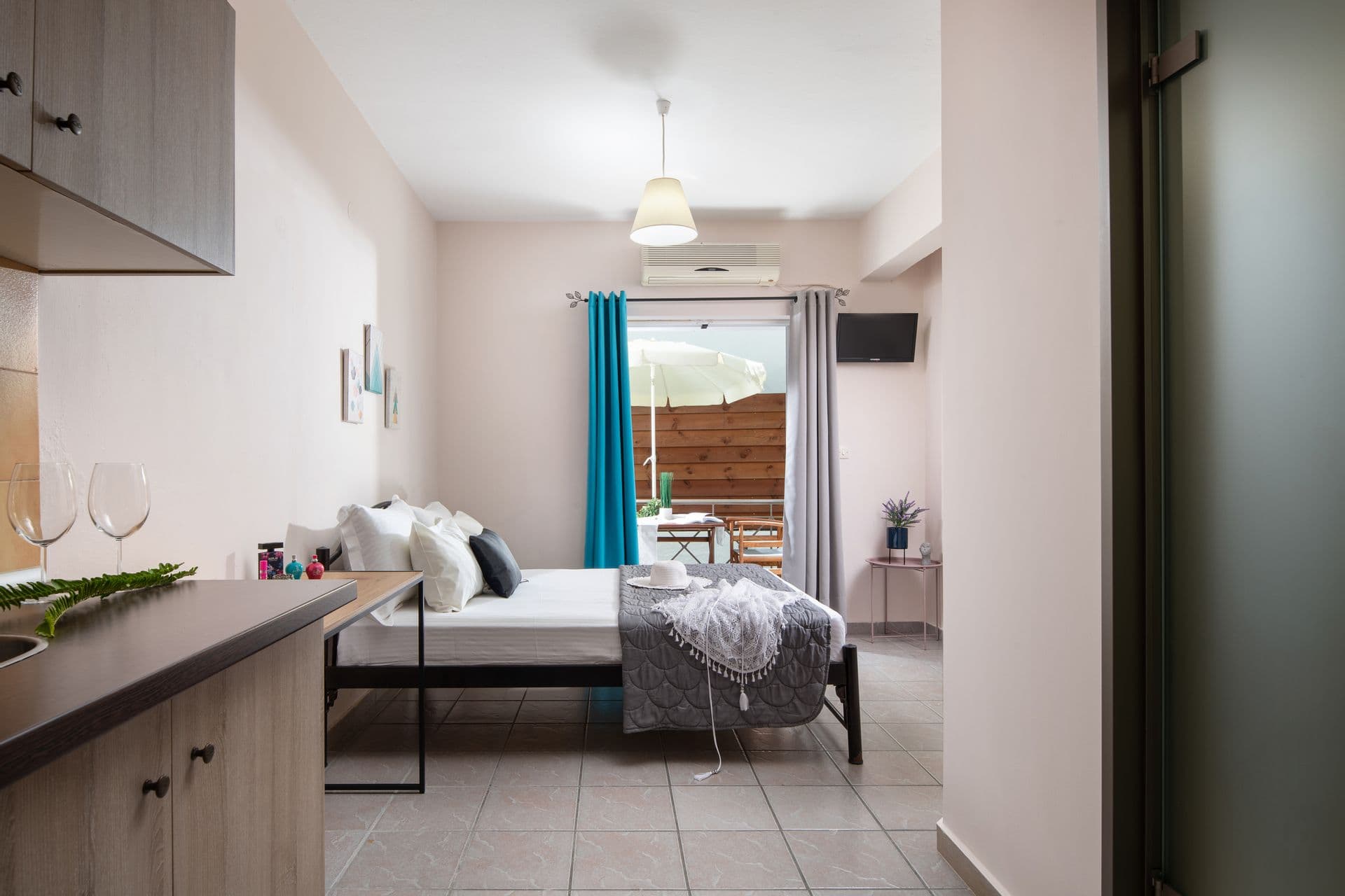 properties-EPOHIKO-0.jpg