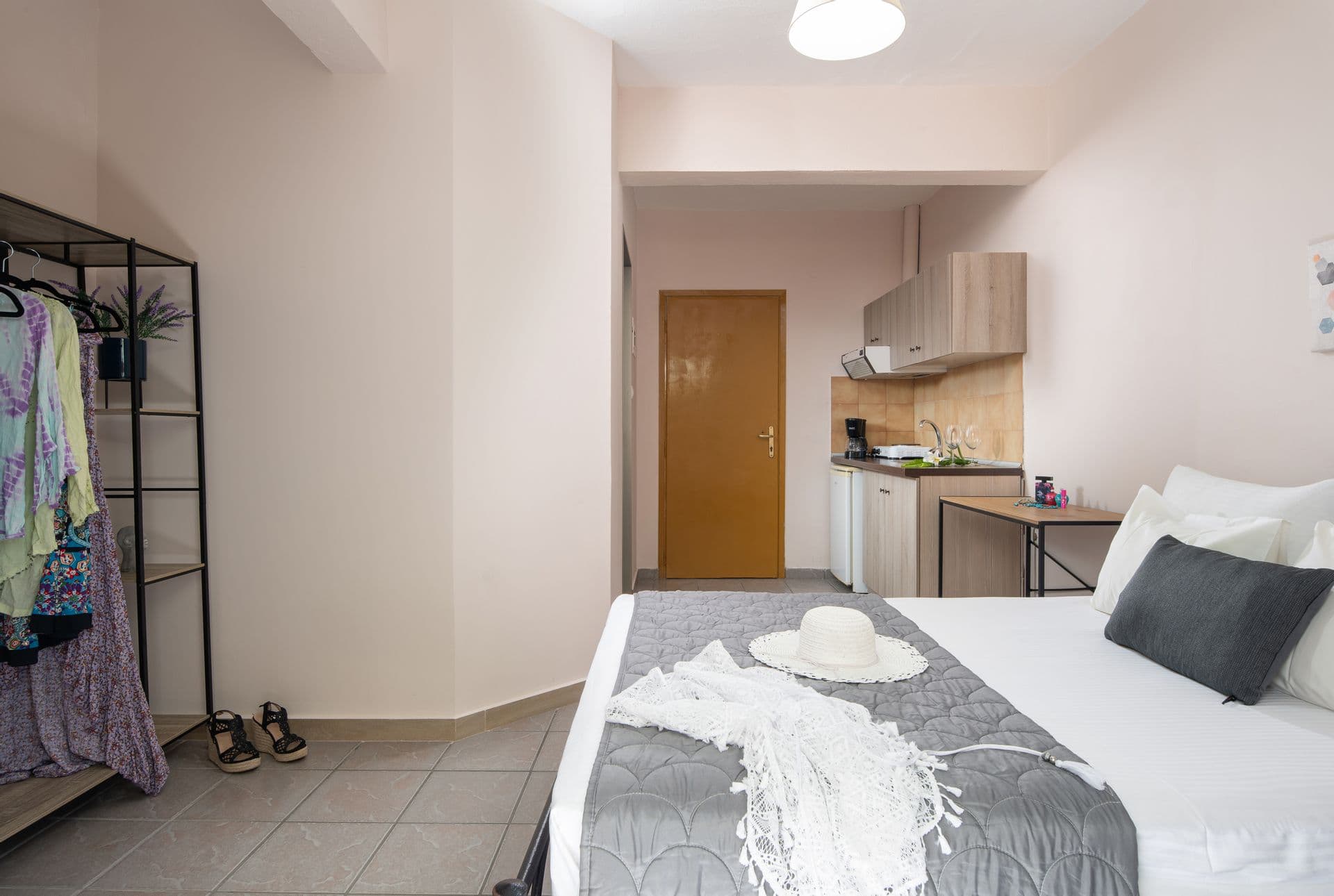 properties-EPOHIKO-2.jpg