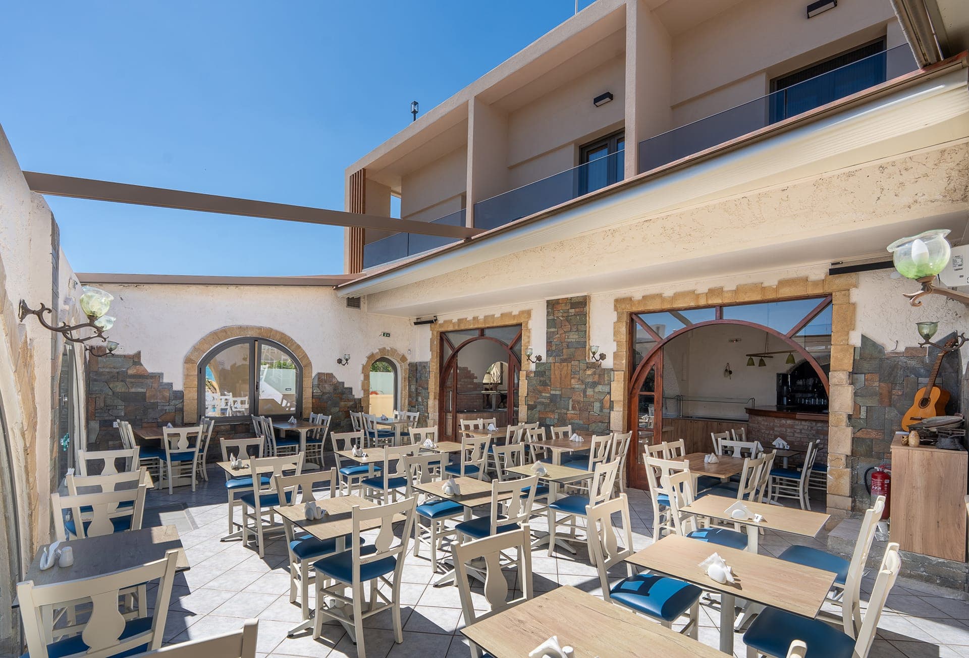 properties-ERATOHOTEL-1.jpg