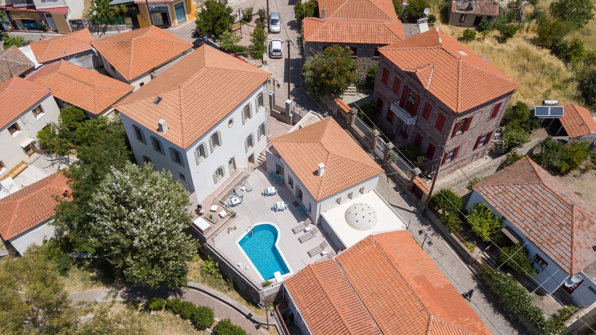 properties-ERESSIAN-0.jpg