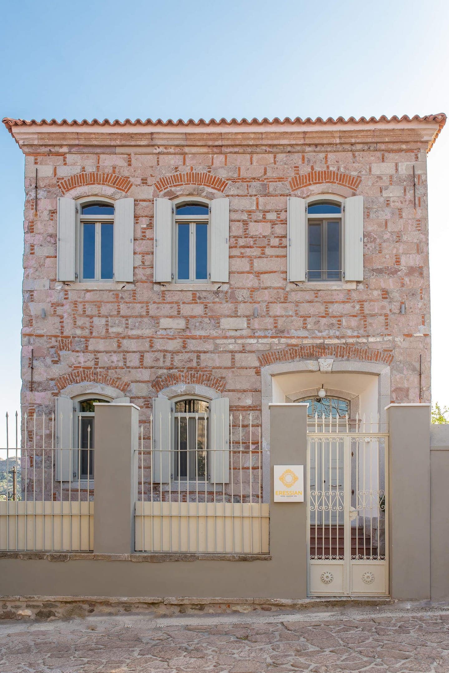 properties-ERESSIAN-1.jpg