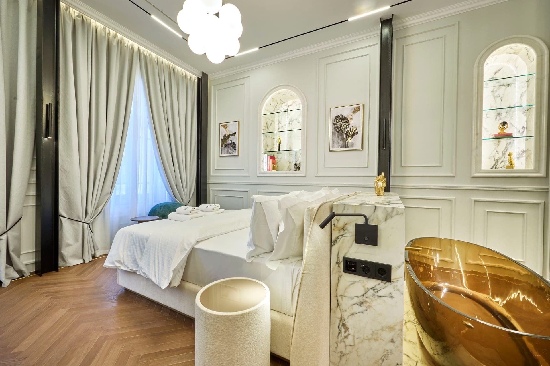properties-ERMOU99LXE-0.jpg