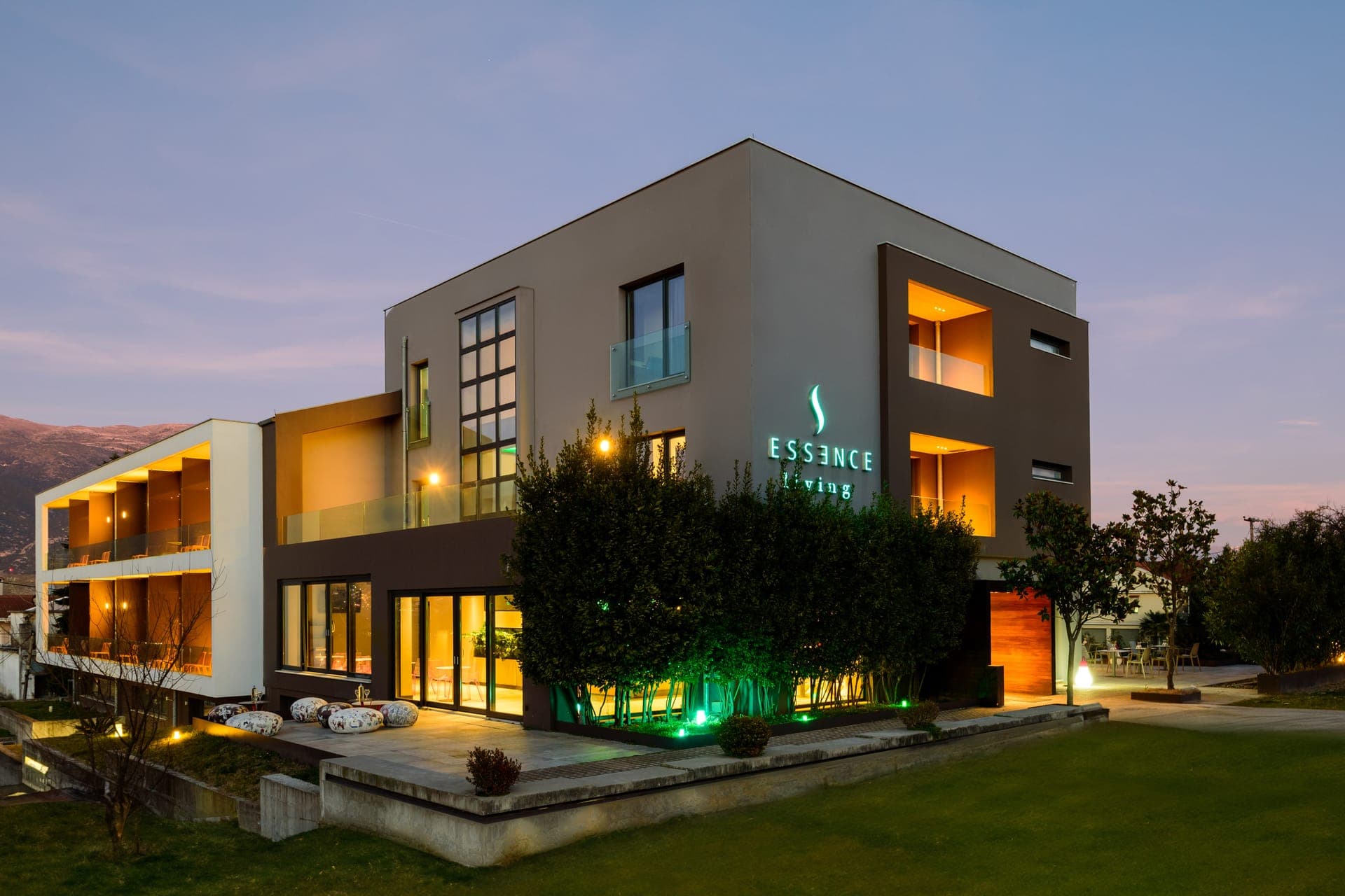 Essence Living Hotel