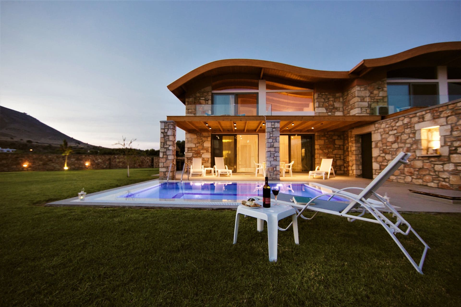 properties-ESTRELLA-1.jpg