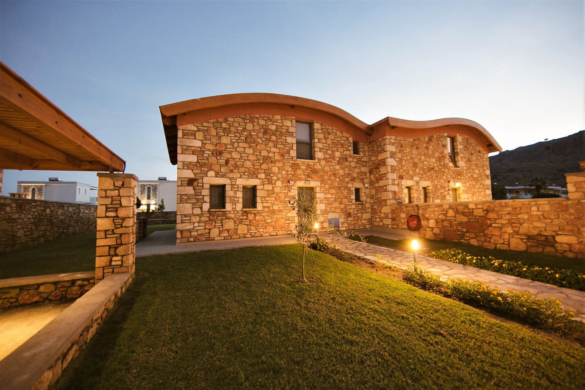 properties-ESTRELLA-2.jpg