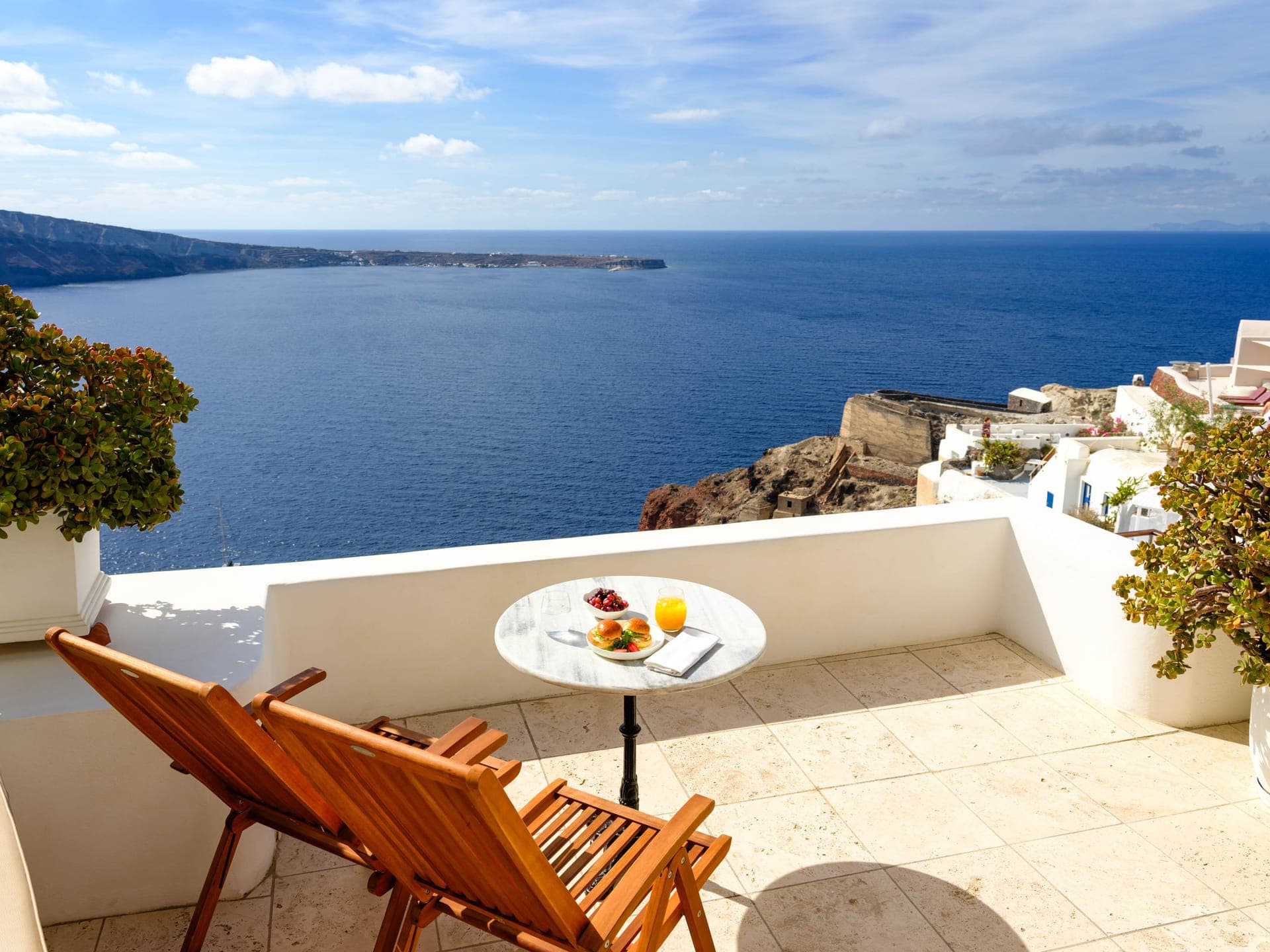 properties-FANARIVILL-1.jpg