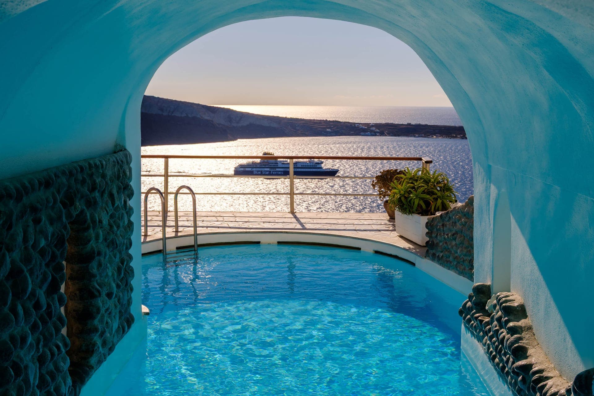 properties-FANARIVILL-3.jpg