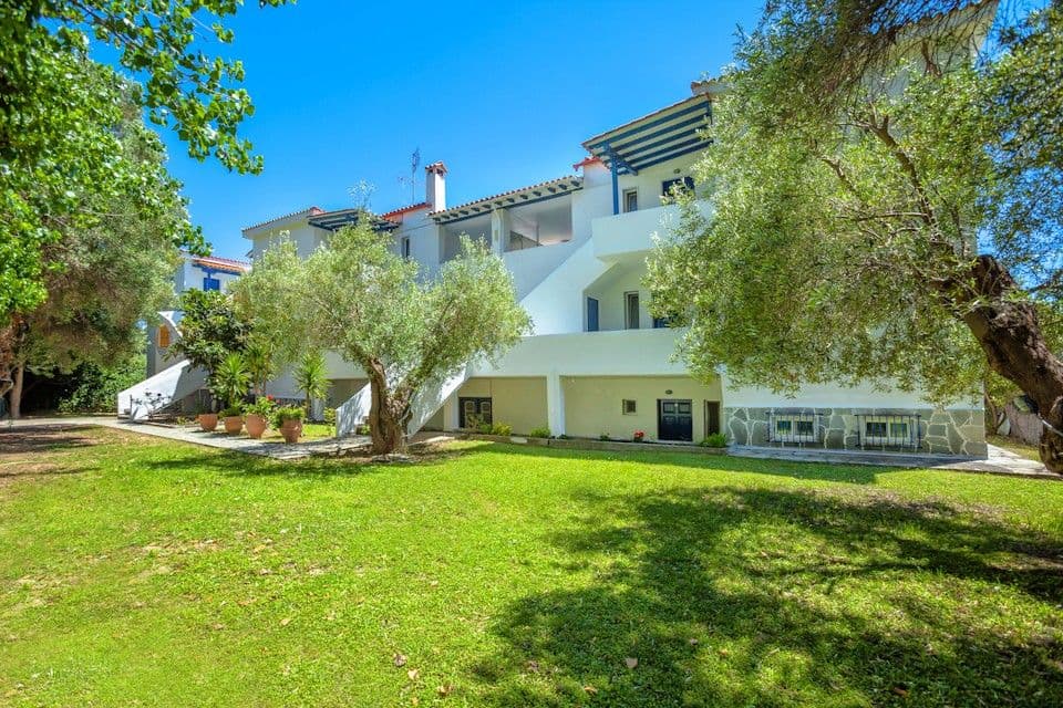 properties-FAROSAPART-4.jpg