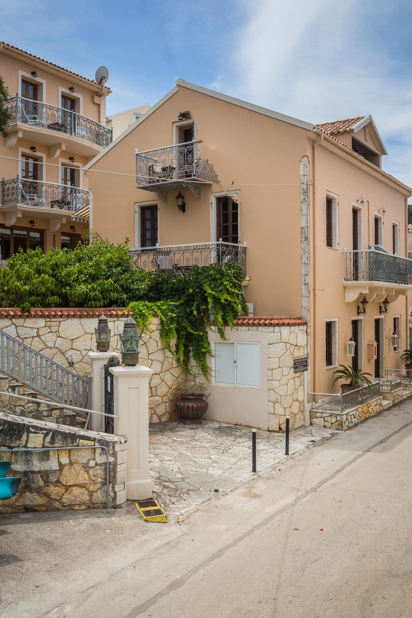 properties-FAROSFISC-3.jpg