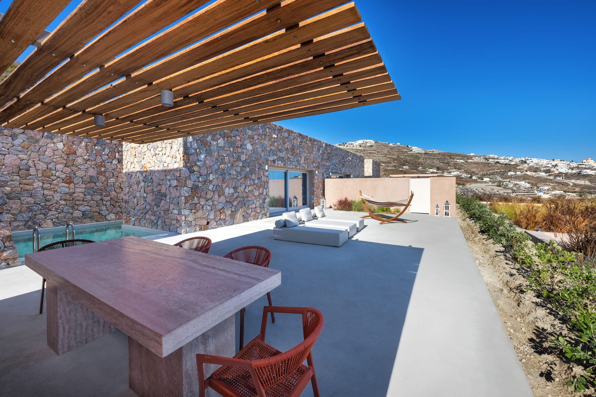 properties-FELICITYCS-1.jpg