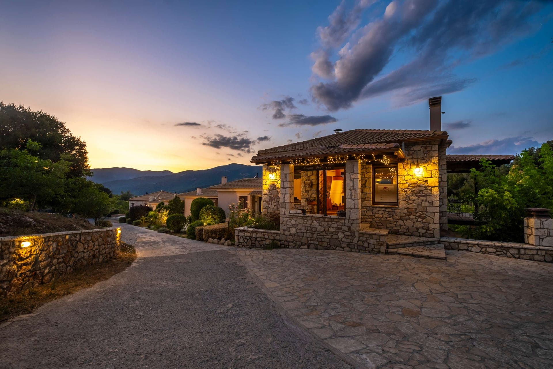 properties-FINDAYHOT-0.jpg