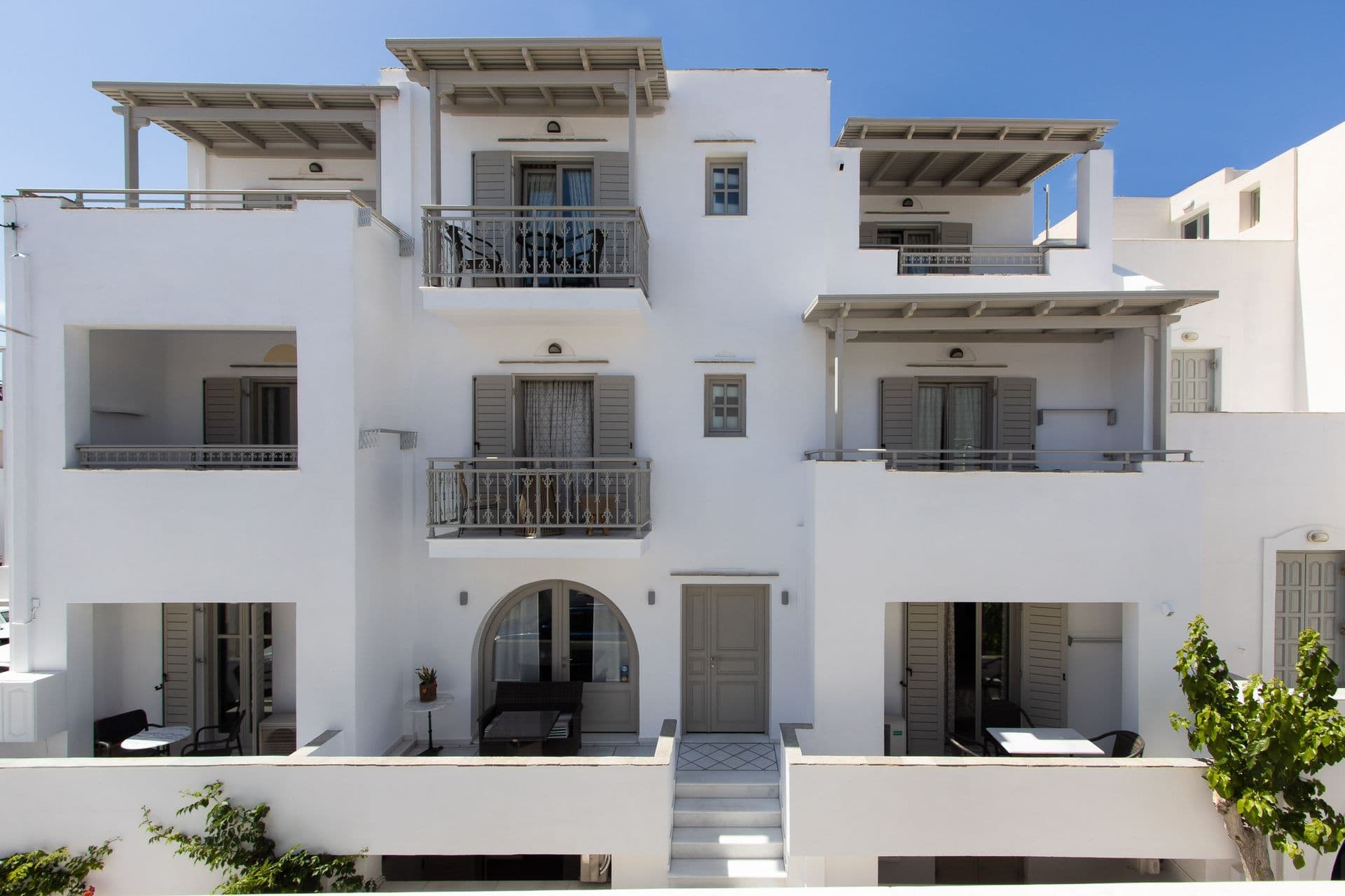 properties-FLORAVILLA-0.jpg