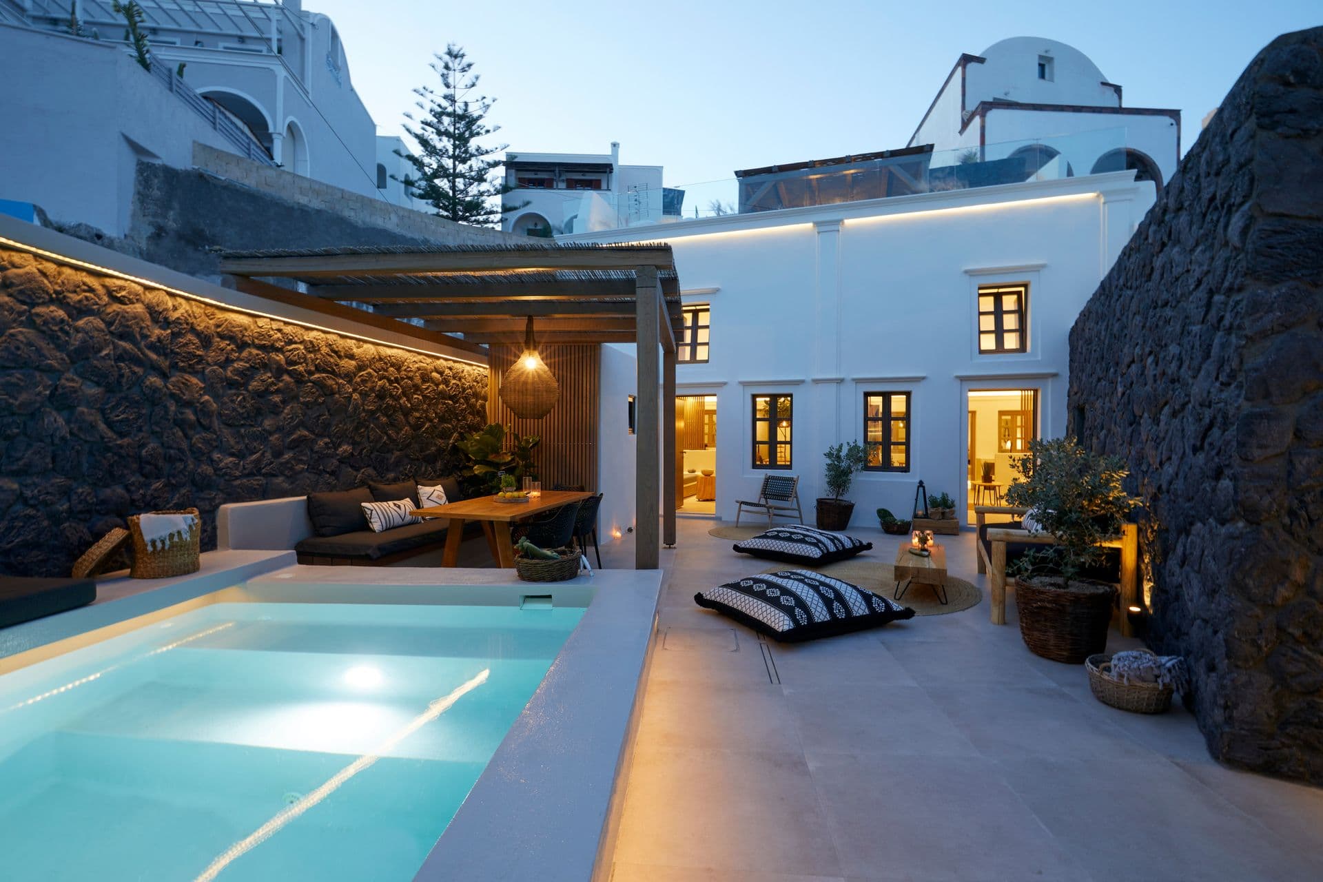 properties-FLORIAS-0.jpg