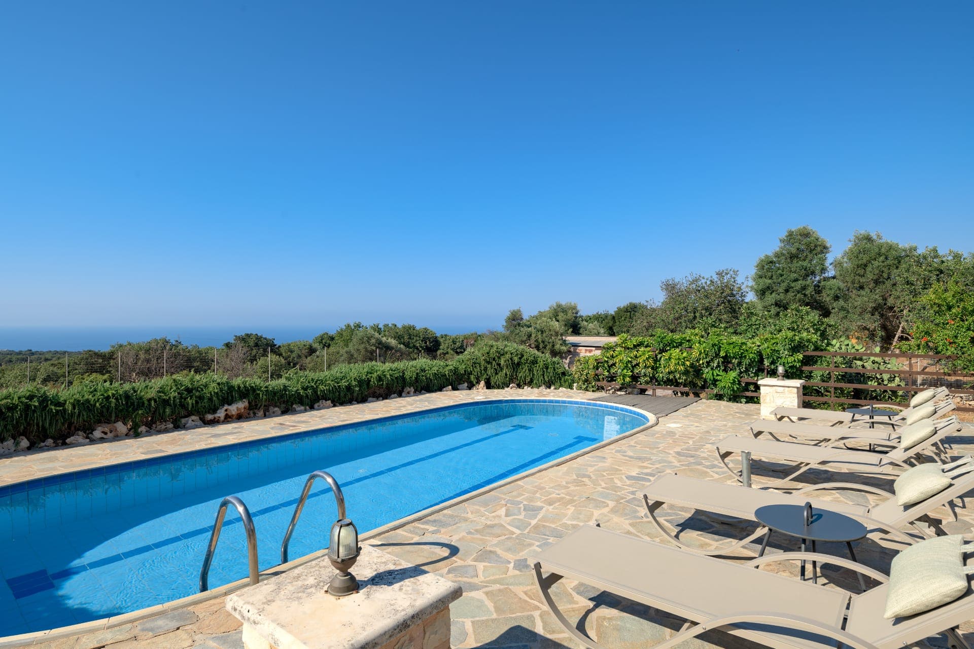 properties-FORESTVILL-1.jpg