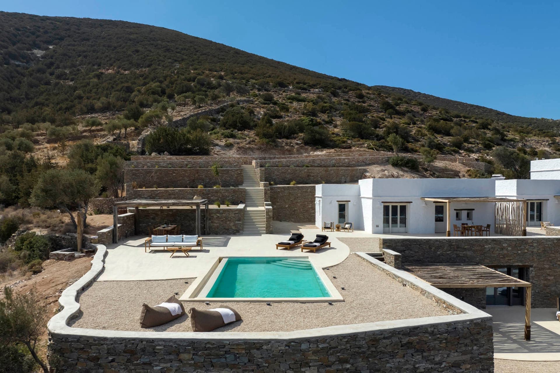 properties-FOSSIFNOS-0.jpg