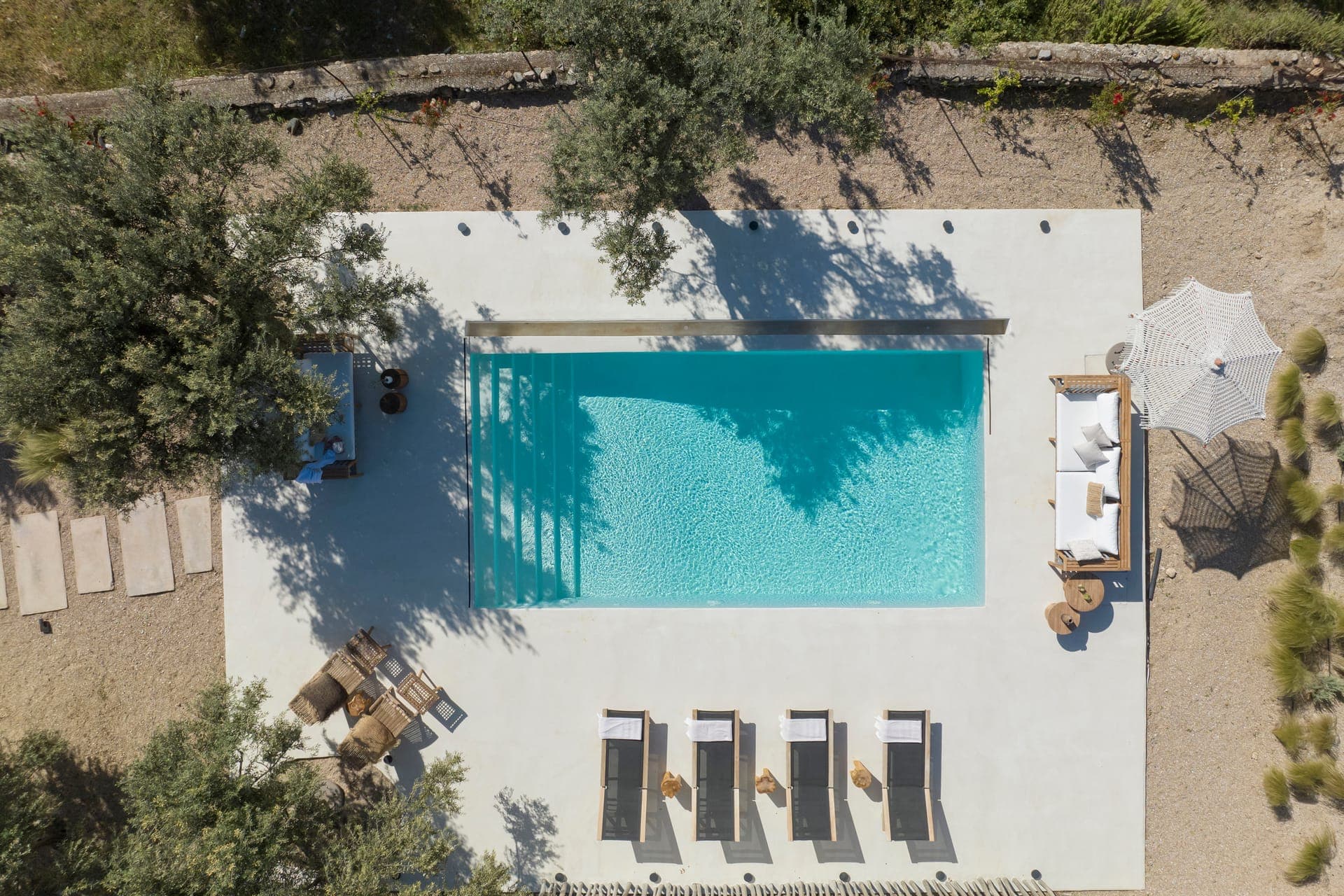 properties-FOSSIFNOS-4.jpg