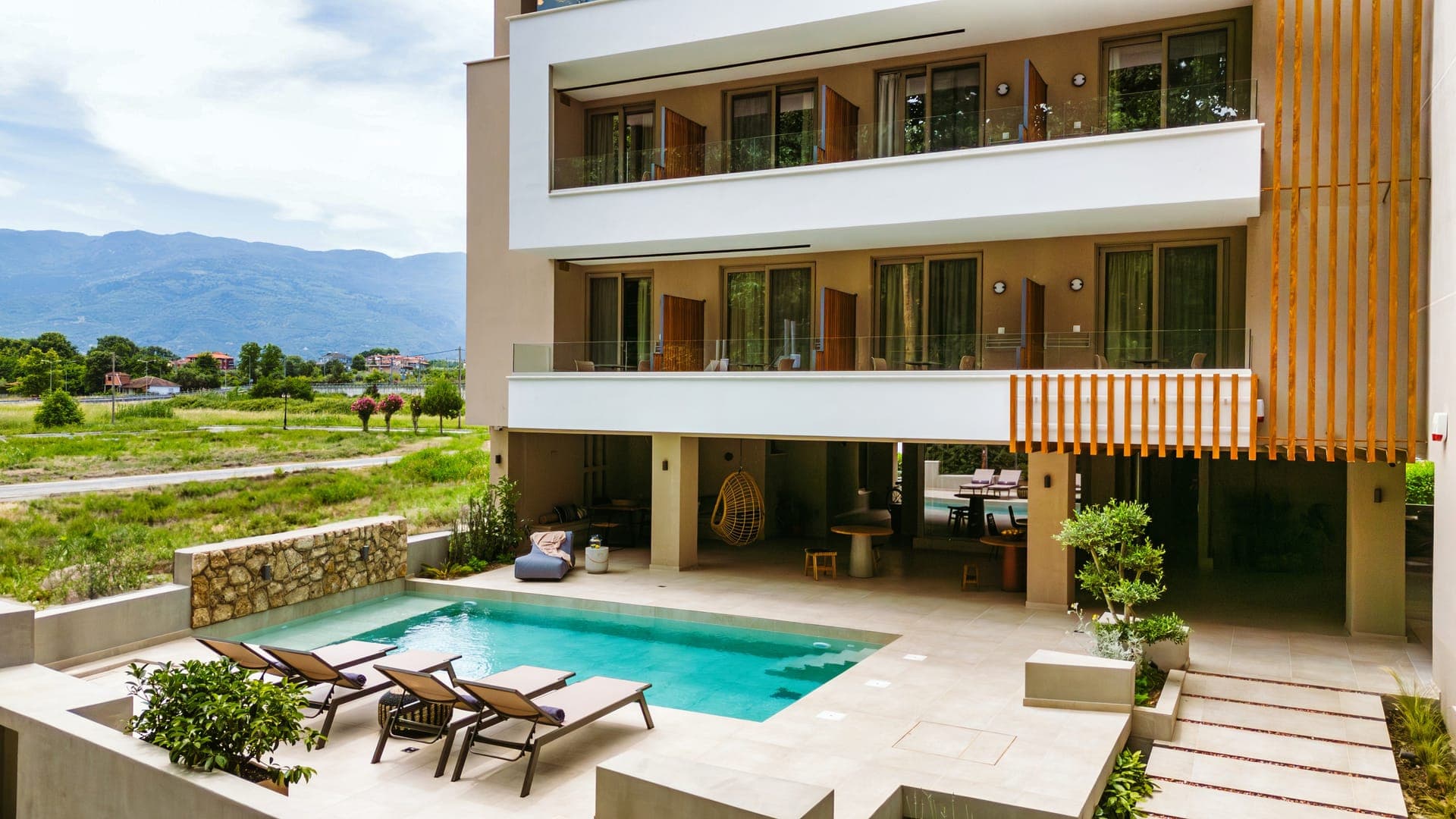 properties-FUNTUKAKI-4.jpg