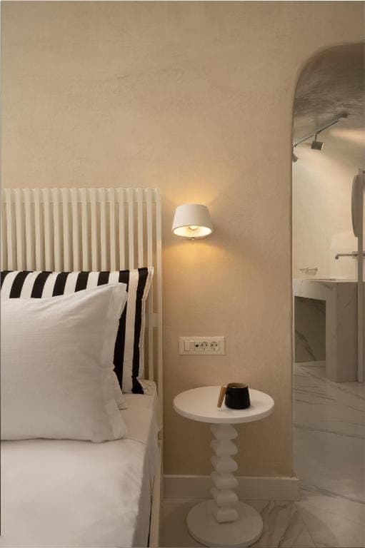 properties-GALASUITES-2.jpg