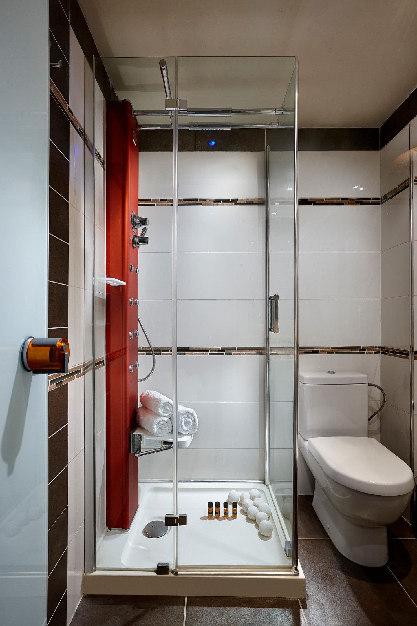 properties-GALAXYNAX-1.jpg